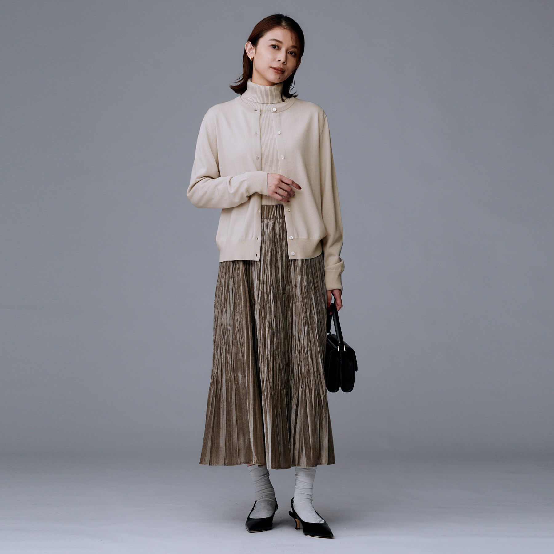 UNTITLED「【洗える/アンサンブル可/ウール100%】ウールクルーカーディガン」|カーディガン|