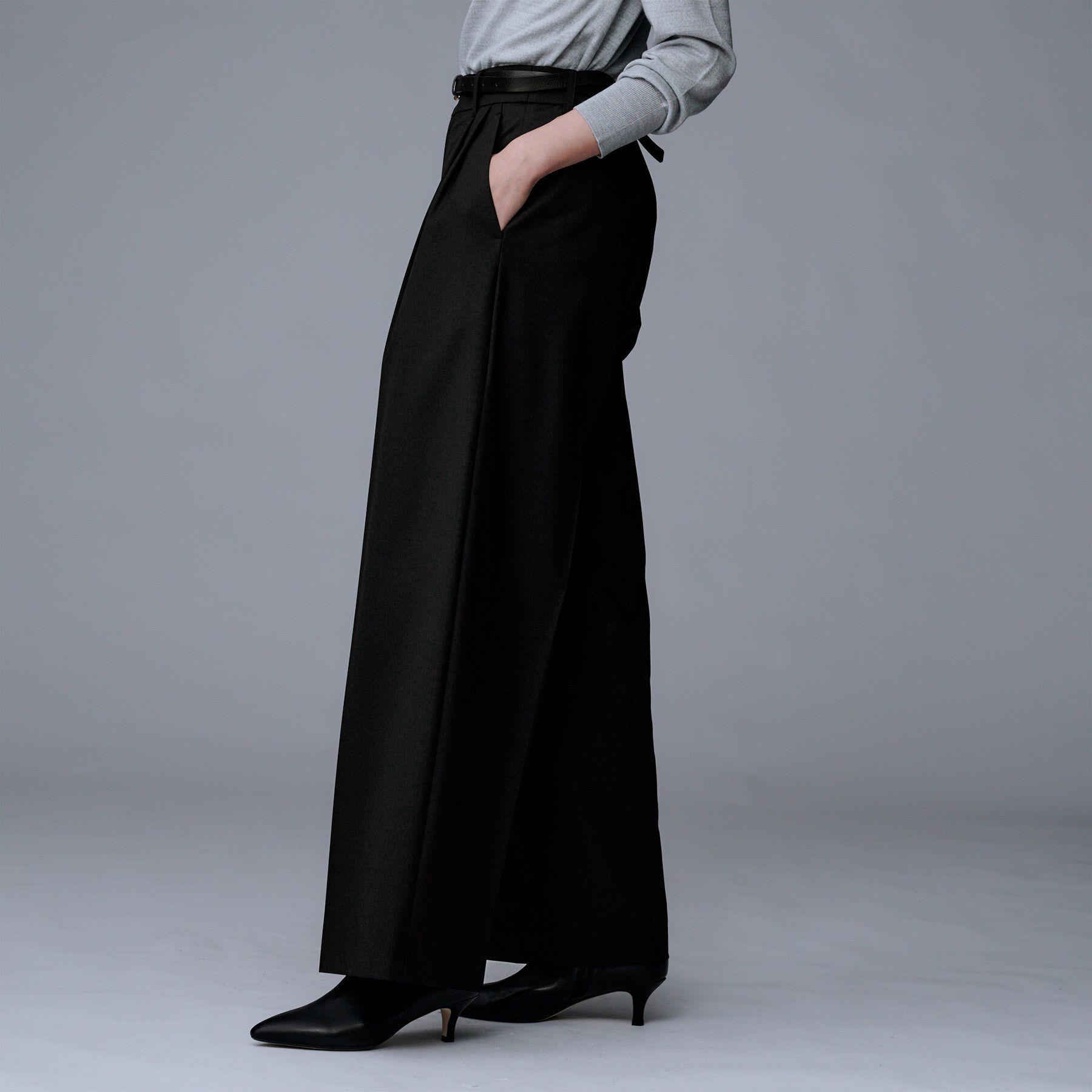 UNTITLED「【洗える/ウエスト後ろゴム】ウール混　タックワイドパンツ」|その他|