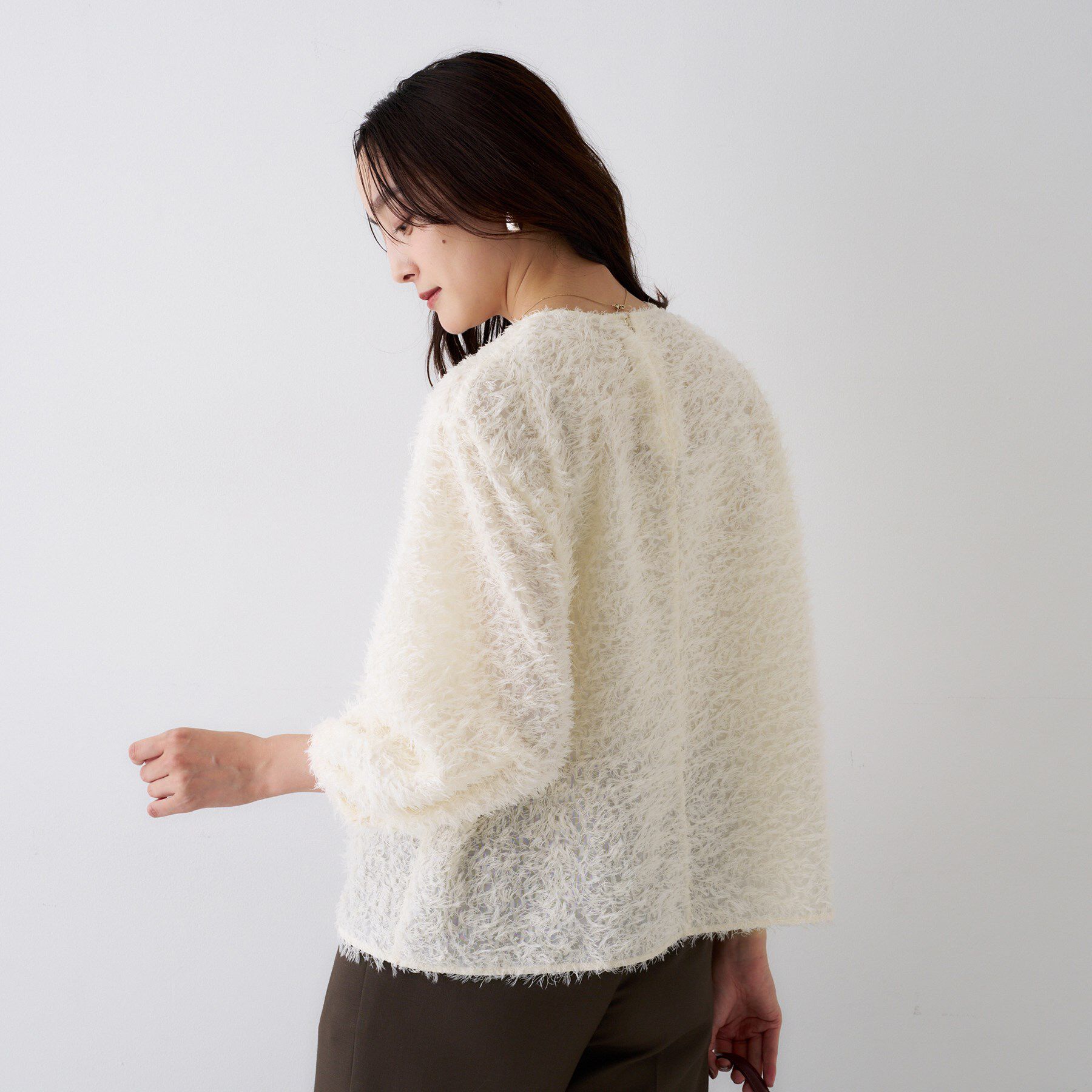 UNTITLED「【洗える/1枚で着映え】カットジャカードトップス」|シャツ・ブラウス|