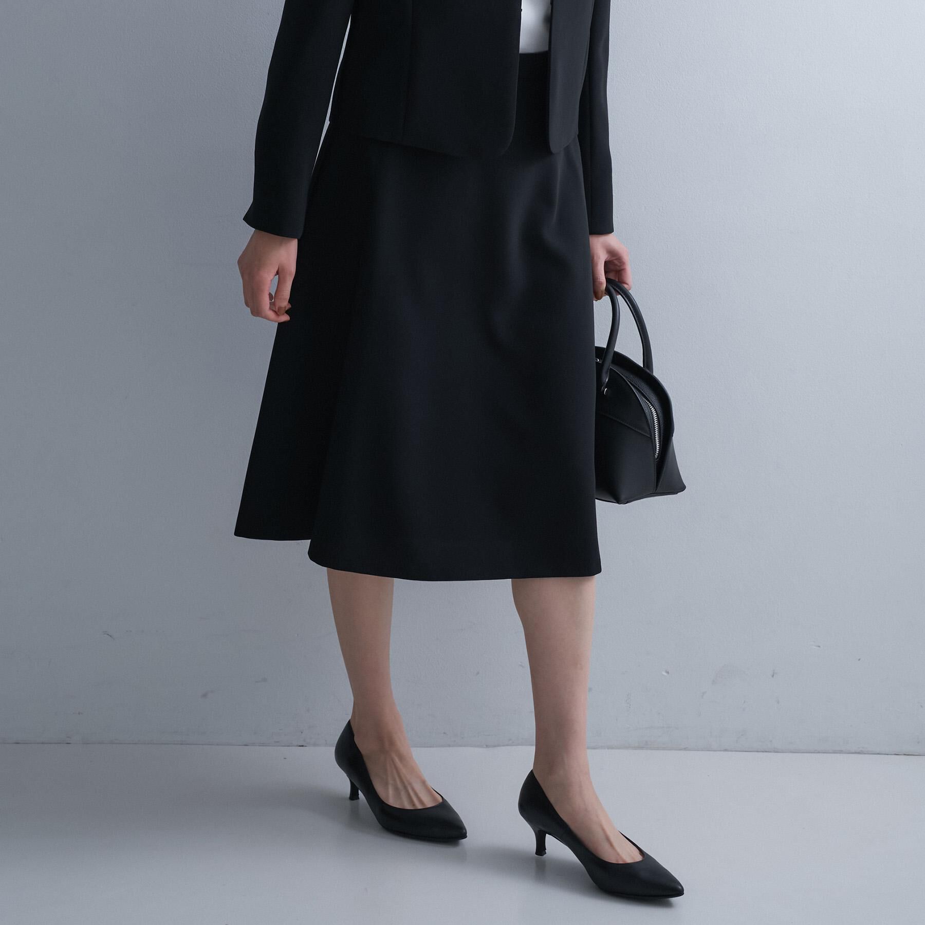 UNTITLED「【洗えるスーツ/ストレッチ性】フレアスカート」|スカート|