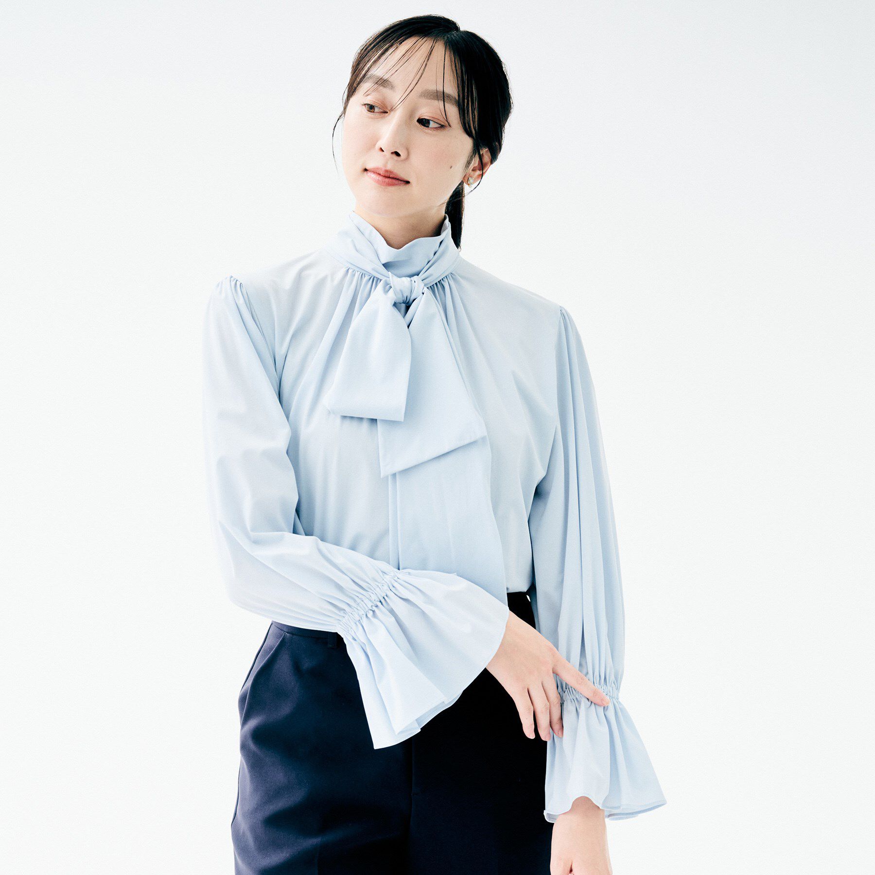 UNTITLED「【セレモニー/華やか】2WAYボウタイブラウス」|シャツ・ブラウス|