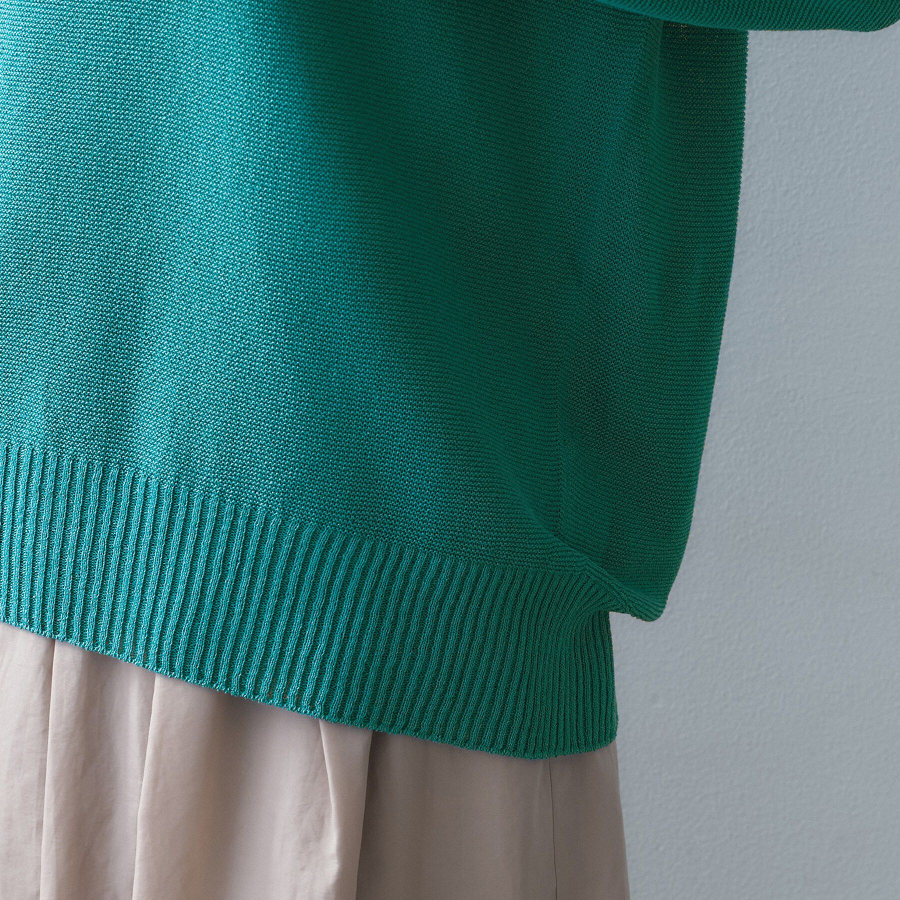 UNTITLED「ドライタッチVネックニット」|ニット・セーター|