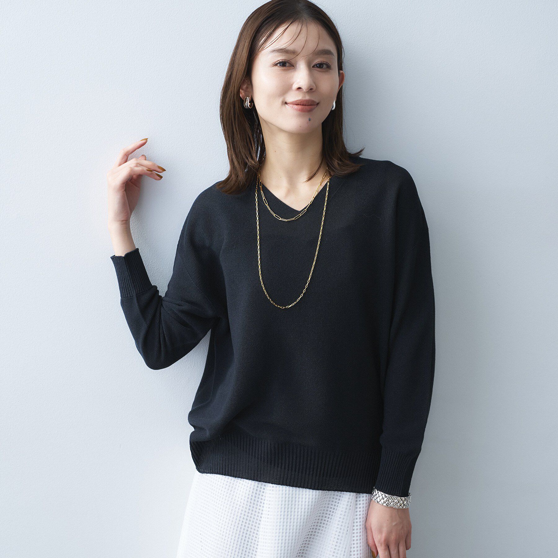 UNTITLED「ドライタッチVネックニット」|ニット・セーター|ネイビー(094)