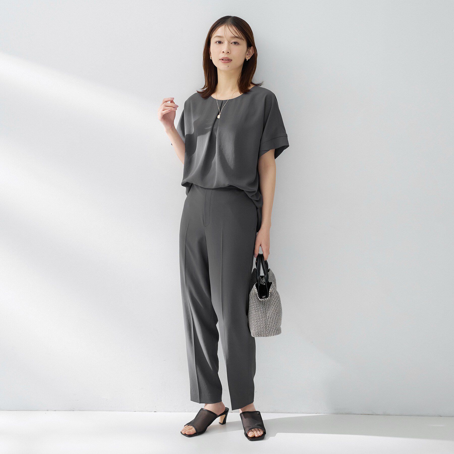 UNTITLED「【夏の名品セットアップが今年も登場！/はっ水/遮熱】リラクミスト テーパードパンツ」|その他|