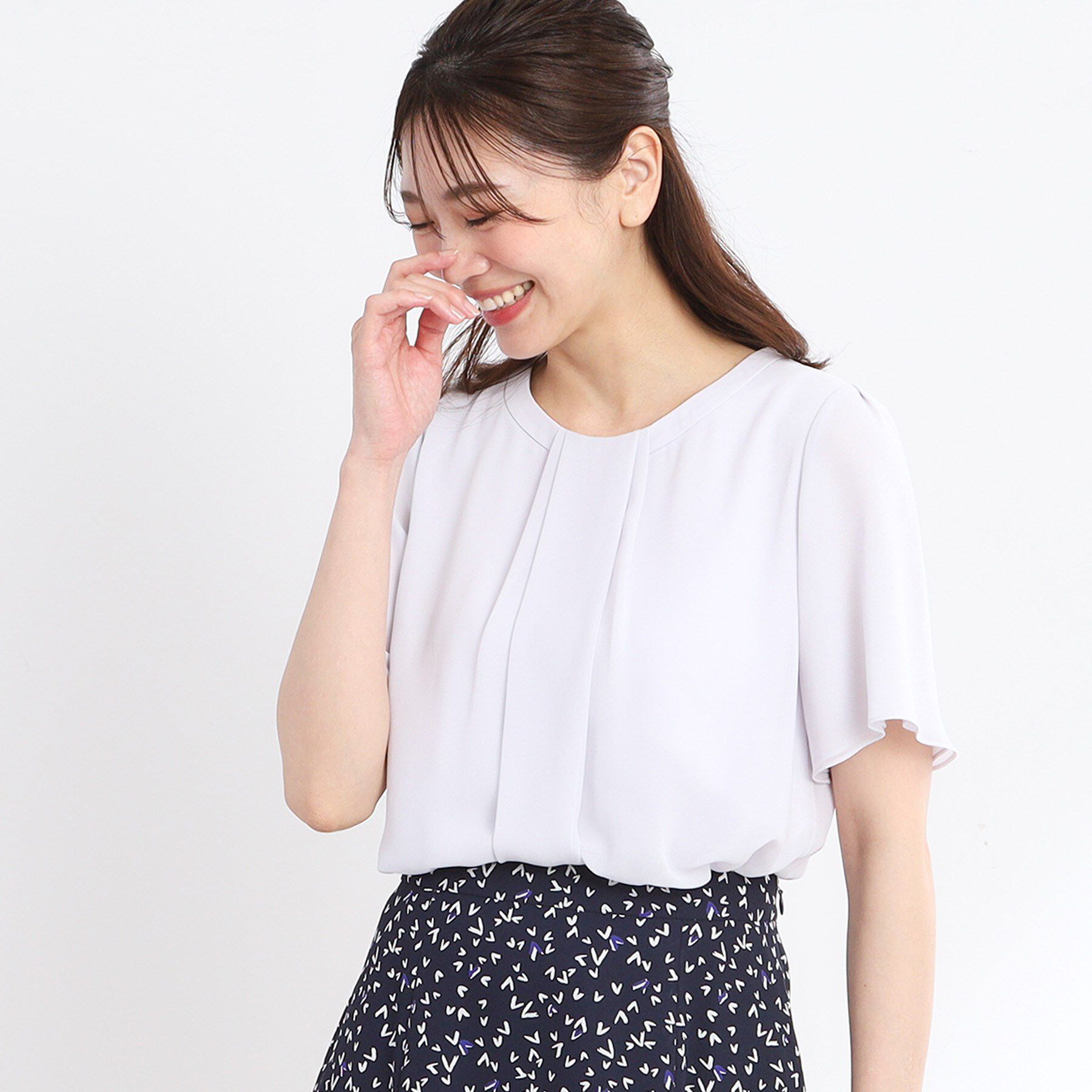 Reflect「【UVカット／接触冷感／マシンウォッシュ可能】タックデザインブラウス」|シャツ・ブラウス|