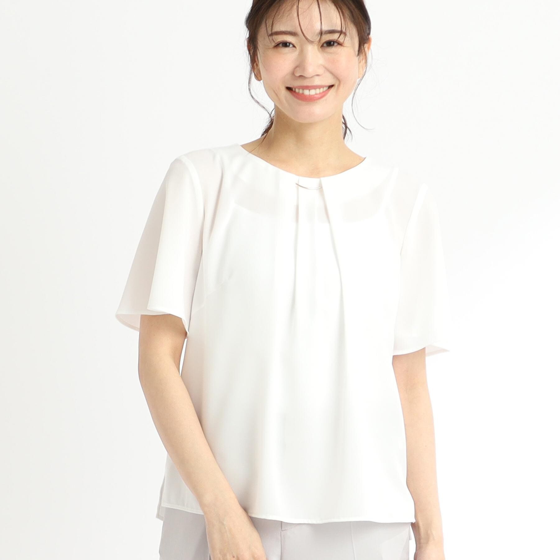 Reflect「【洗える】タックディティールブラウス」|シャツ・ブラウス|オフホワイト(003