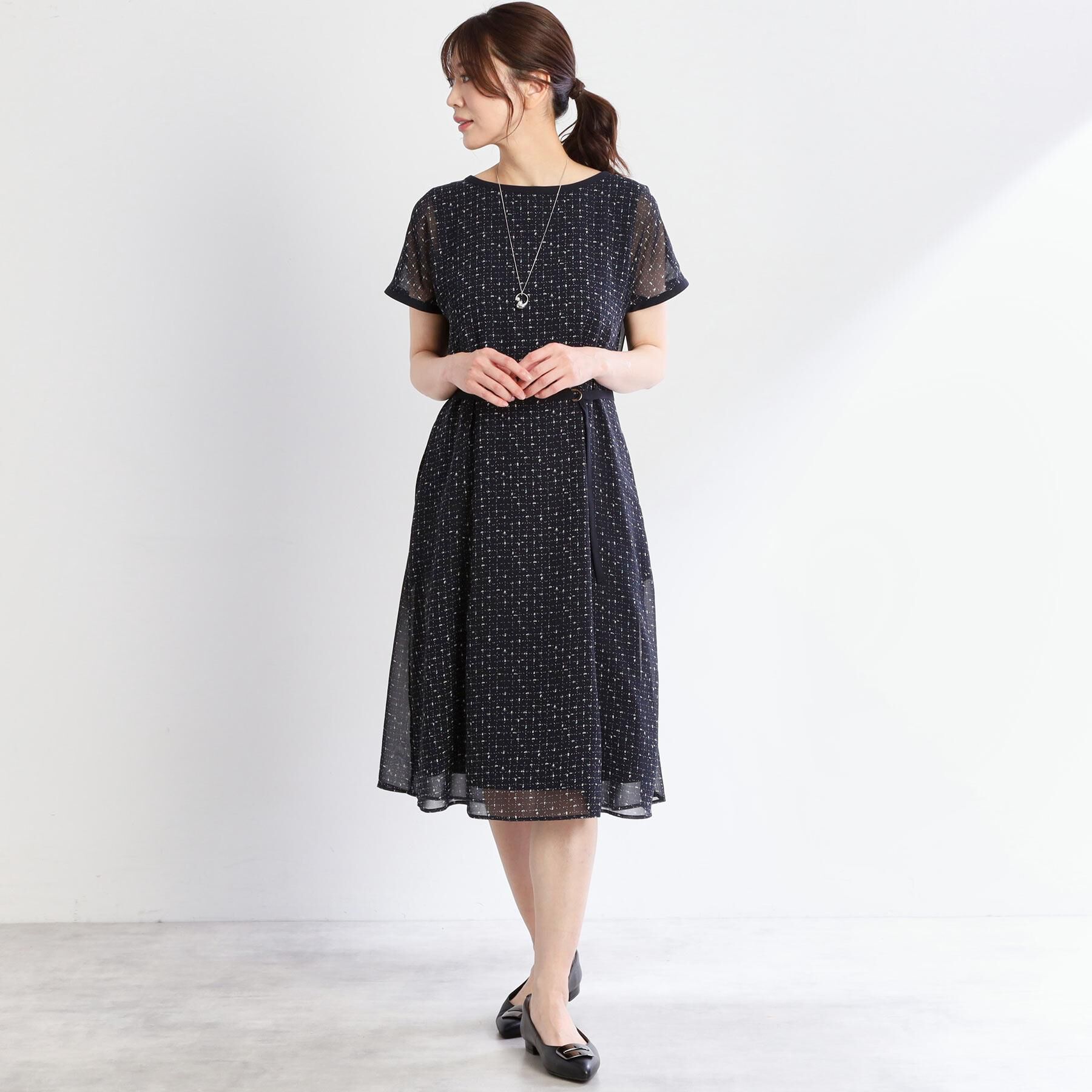 Reflect「【WEB先行カラーあり／マシンウォッシュ可／ナローベルト付き】オフボディツイードチェックワンピース」|ワンピース|