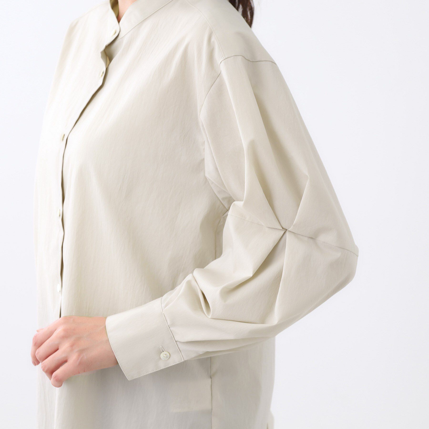 Reflect「【さらっと一枚で決まる／重ね着にもおすすめ◎】タックスリーブシャツブラウス」|シャツ・ブラウス|