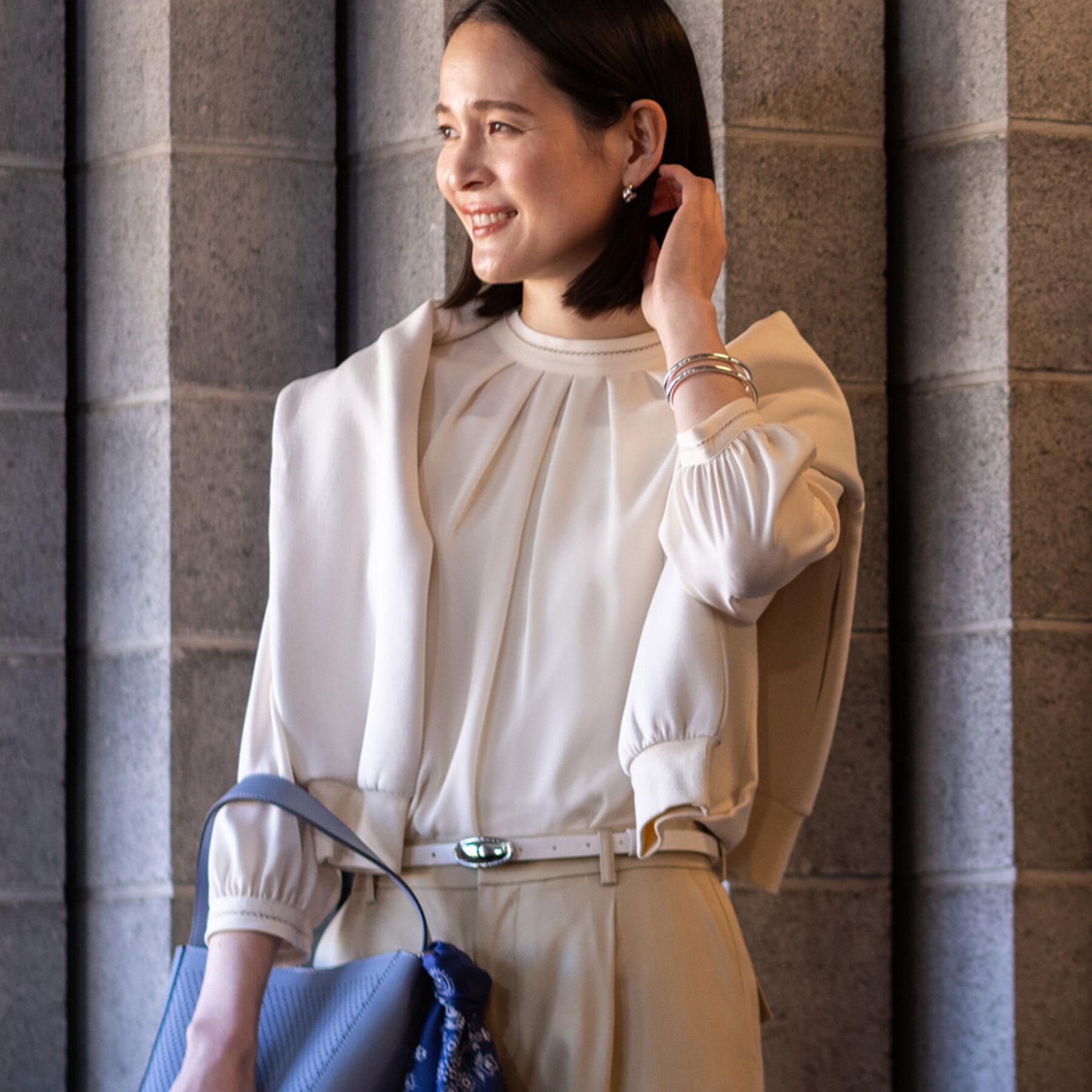 Reflect「タックスタンドカラーブラウス」|シャツ・ブラウス|アイボリー(004)