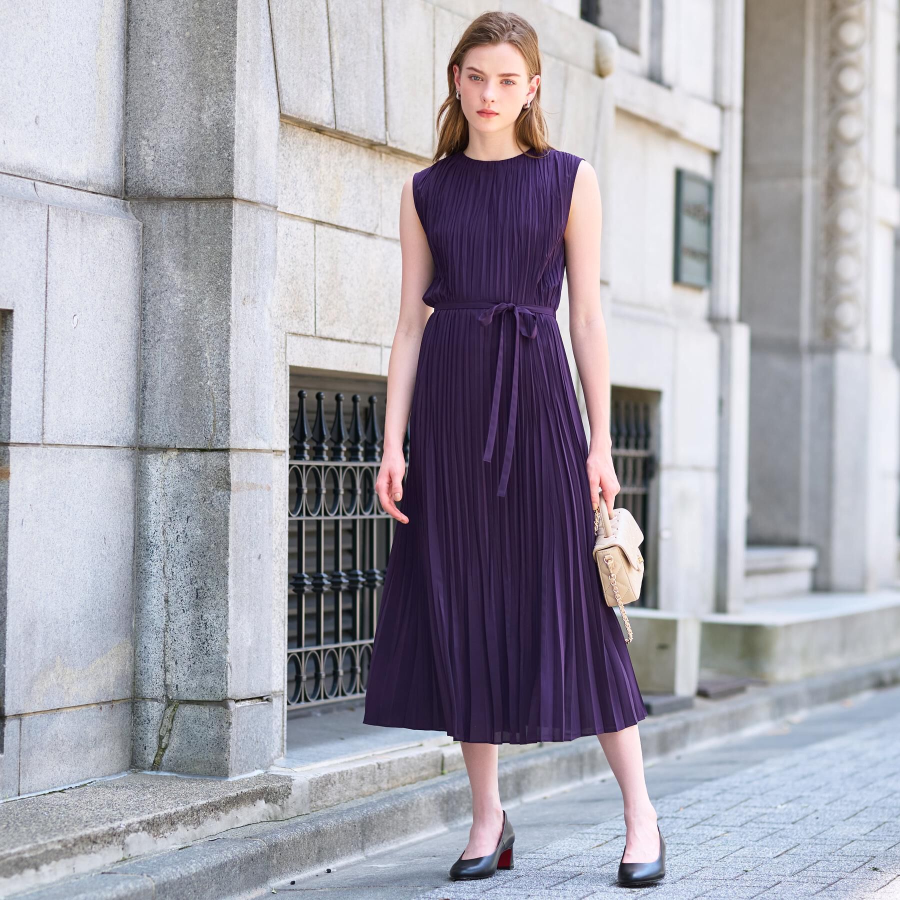 DRESSTERIOR「【ウォッシャブル/オンオフ】プリーツノースリーブワンピース」|ワンピース|