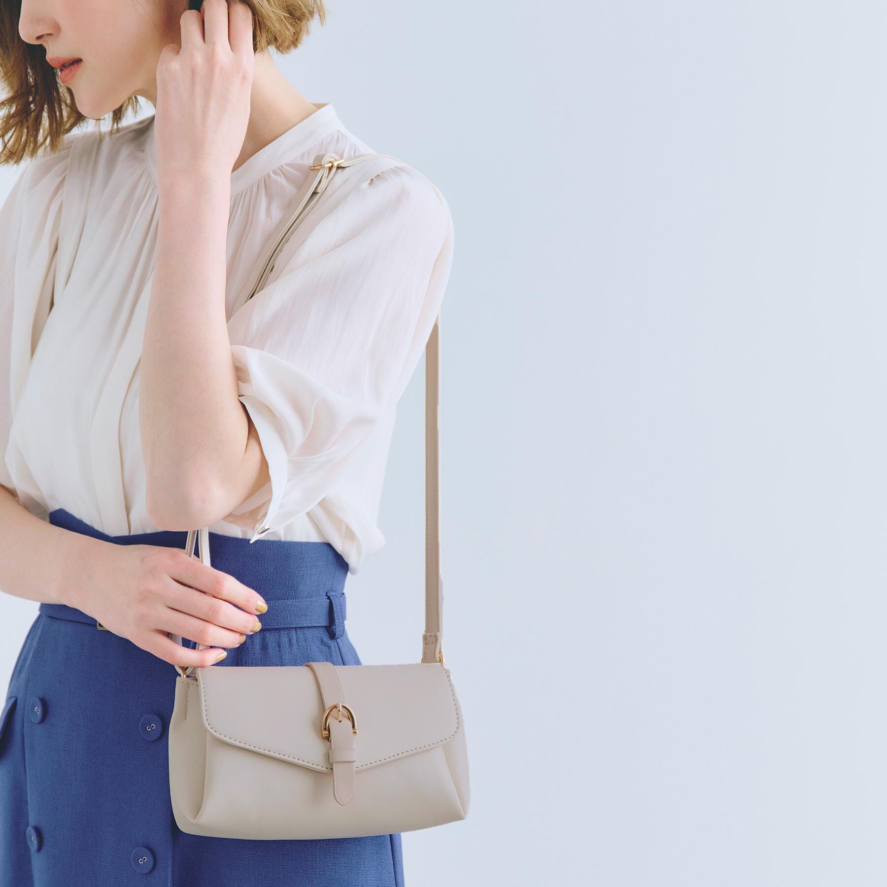 grove「フラップベルトミニショルダー」|ショルダー・メッセンジャー|アイボリー(004)