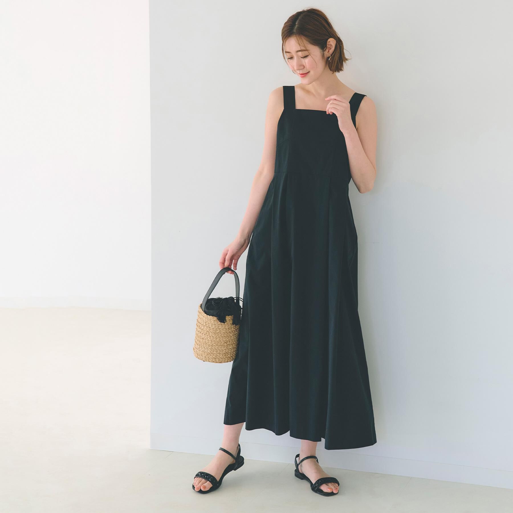 grove「【雑誌掲載】シルエットが映える洗練ジャンパードレス」|ワンピース|