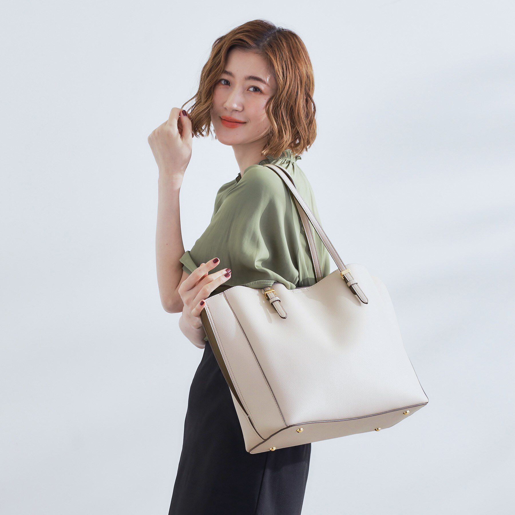 grove「【人間工学・A4】サイドスリットトート」|トートバッグ|