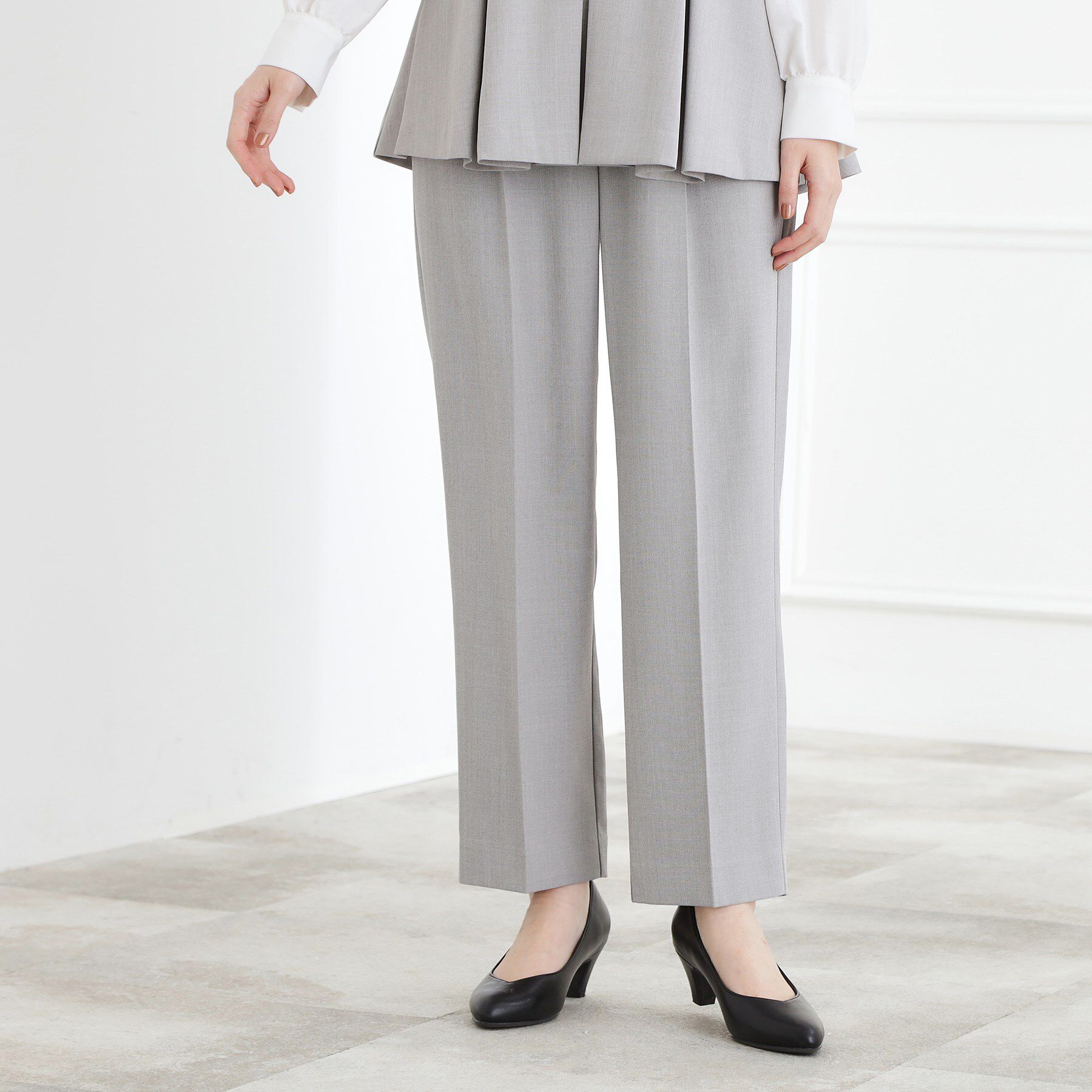 grove「【マシンウォッシュ/防シワ/S-3L】着回しできるカセット服テーパードパンツ」|その他|グレー(012)