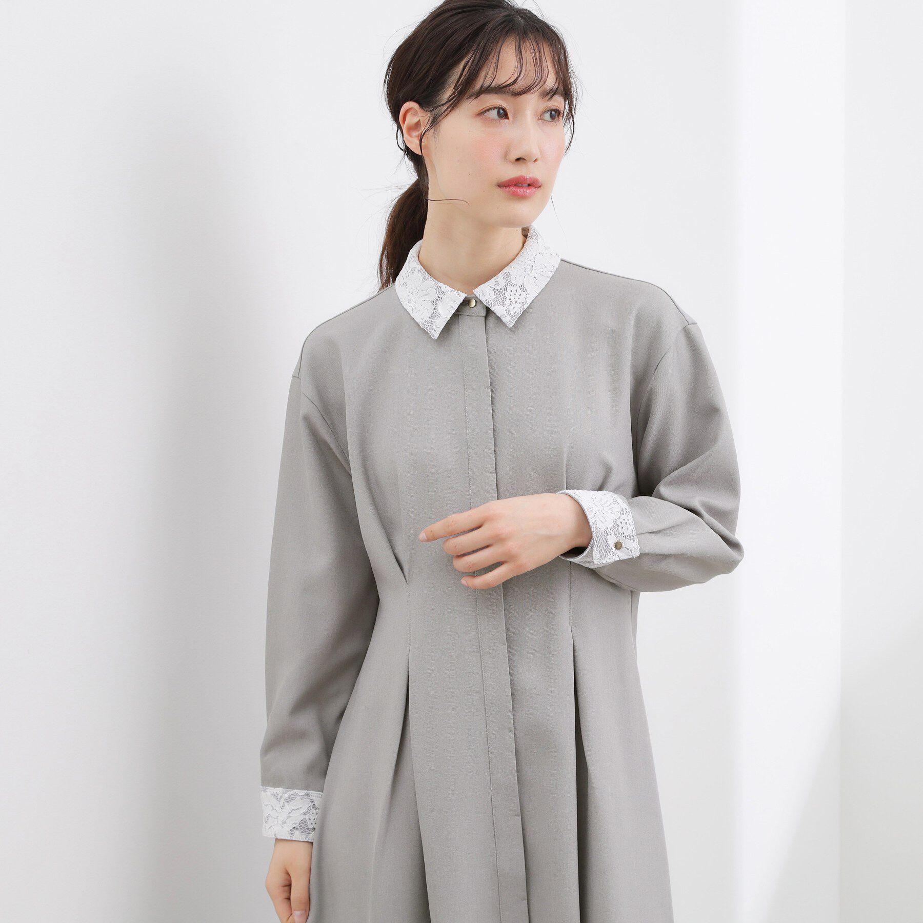 grove「晴れの日にも映える、品よく華やかなシャツワンピース」|ワンピース|