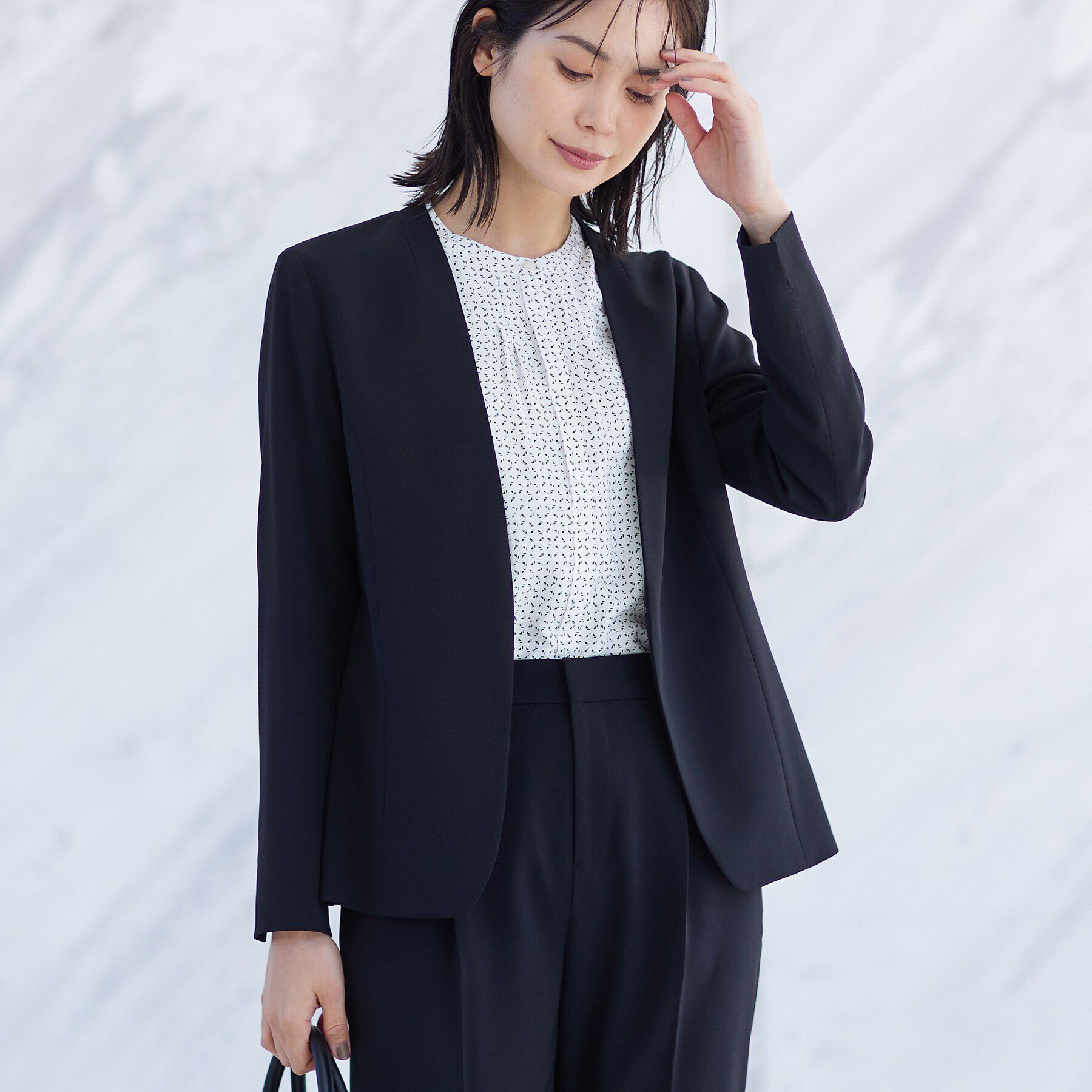 INDIVI「【洗える／UVケア／スーツ】ストレッチノーカラージャケット」|スーツ|ブラック(019)