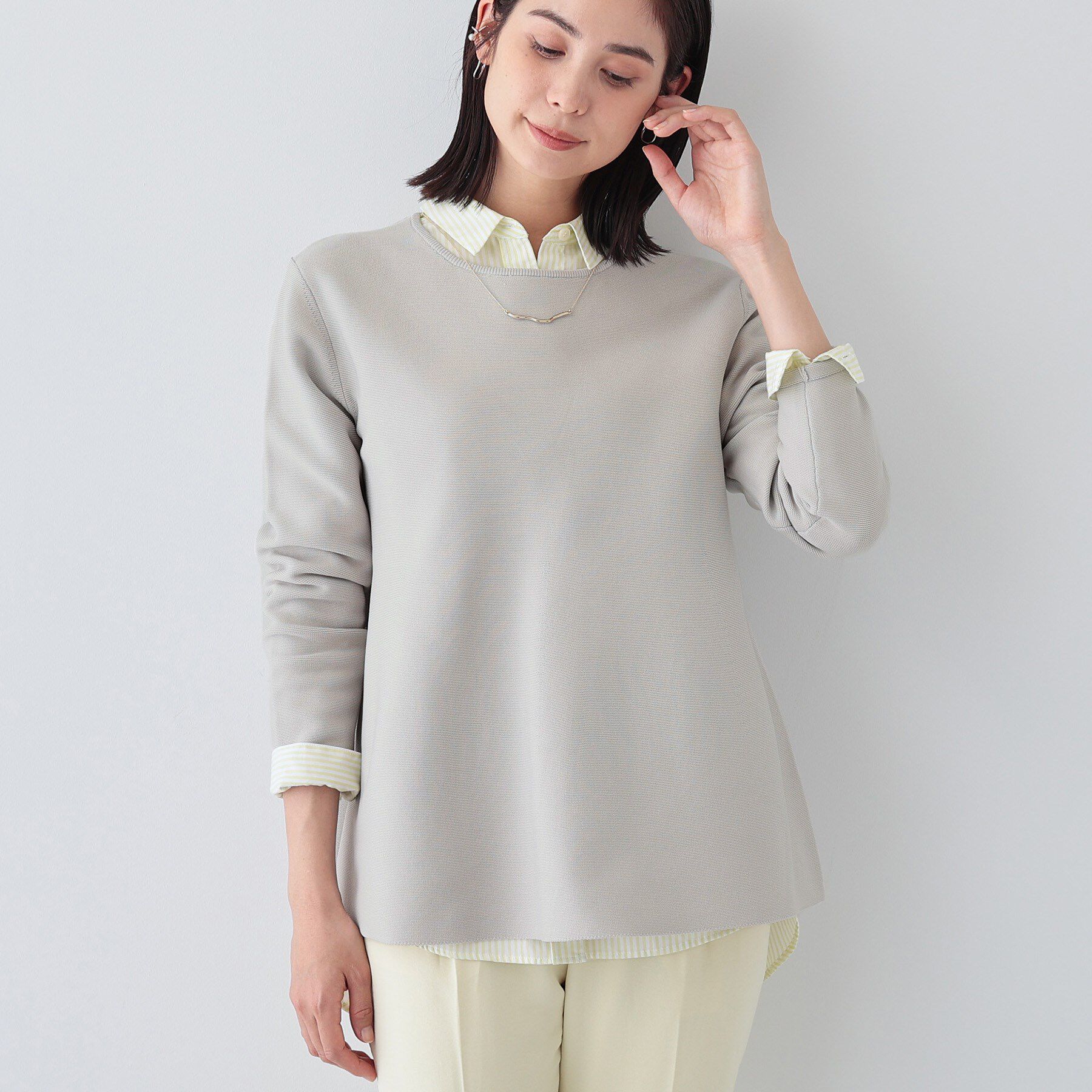 INDIVI「【洗える／軽量】美シルエット ペプラムニット」|ニット・セーター|グレージュ(050)