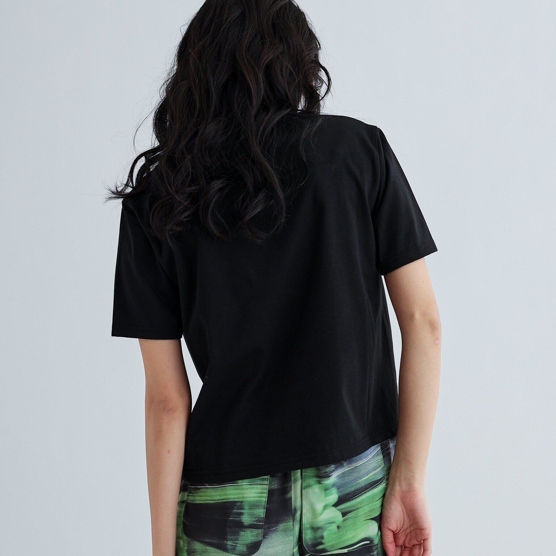 GALLEST「クロップド丈ロゴTシャツ」|Tシャツ・カットソー|