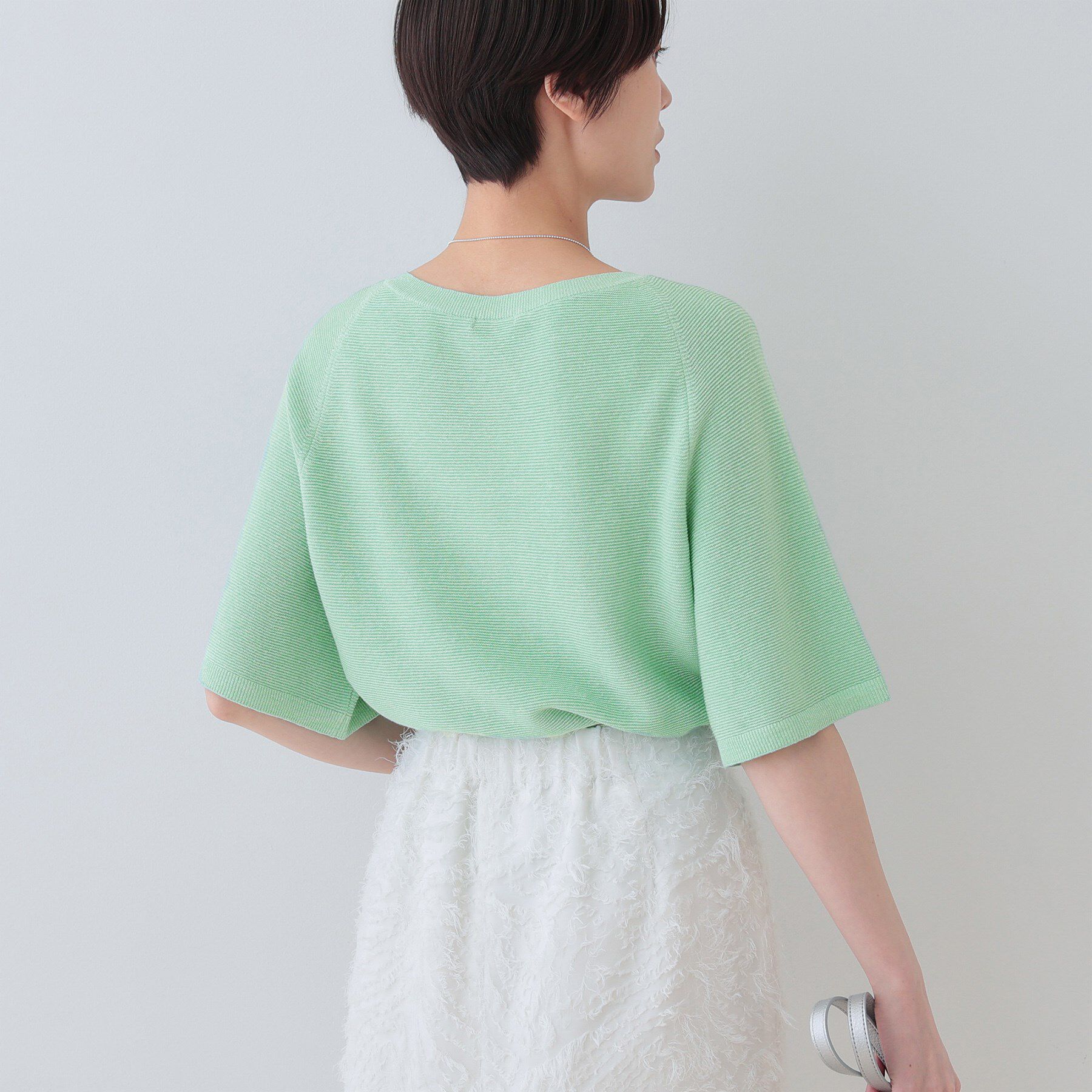 INDIVI「新色登場！【上品ラメ素材】フレアスリーブニット」|ニット・セーター|