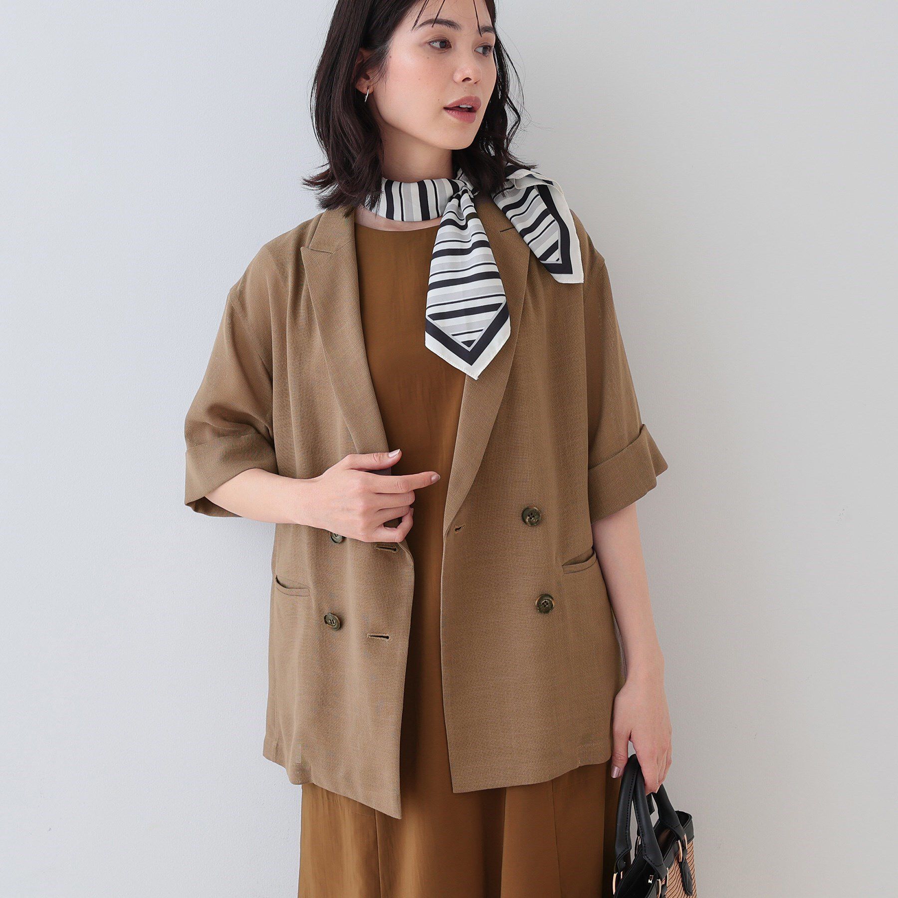 INDIVI「【洗える／メッシュ素材】リネンライク半袖ダブルジャケット」|テーラードジャケット|