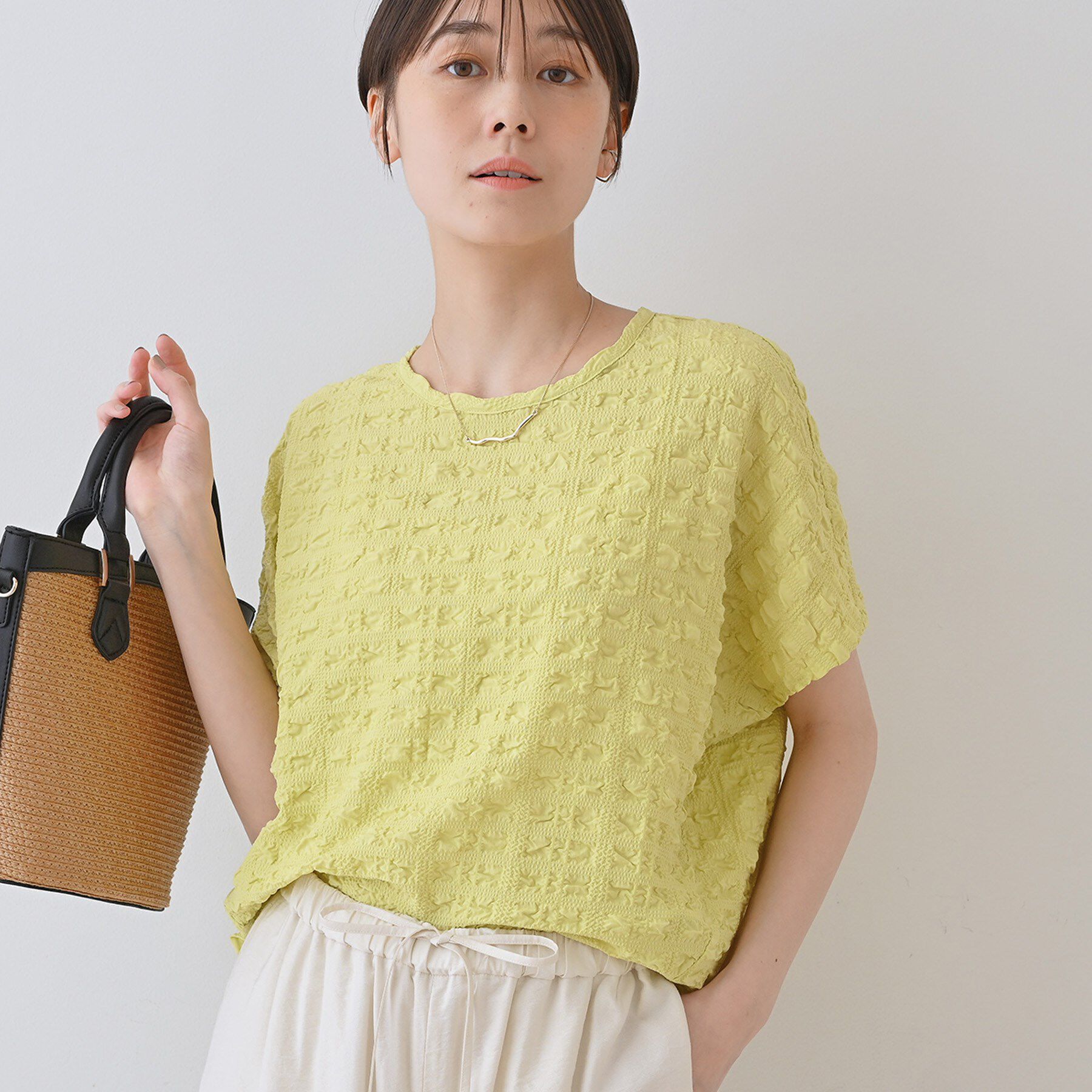 INDIVI「【洗える／凹凸素材／UVケア】コンパクトトップス」|Tシャツ・カットソー|イエローグリーン(0