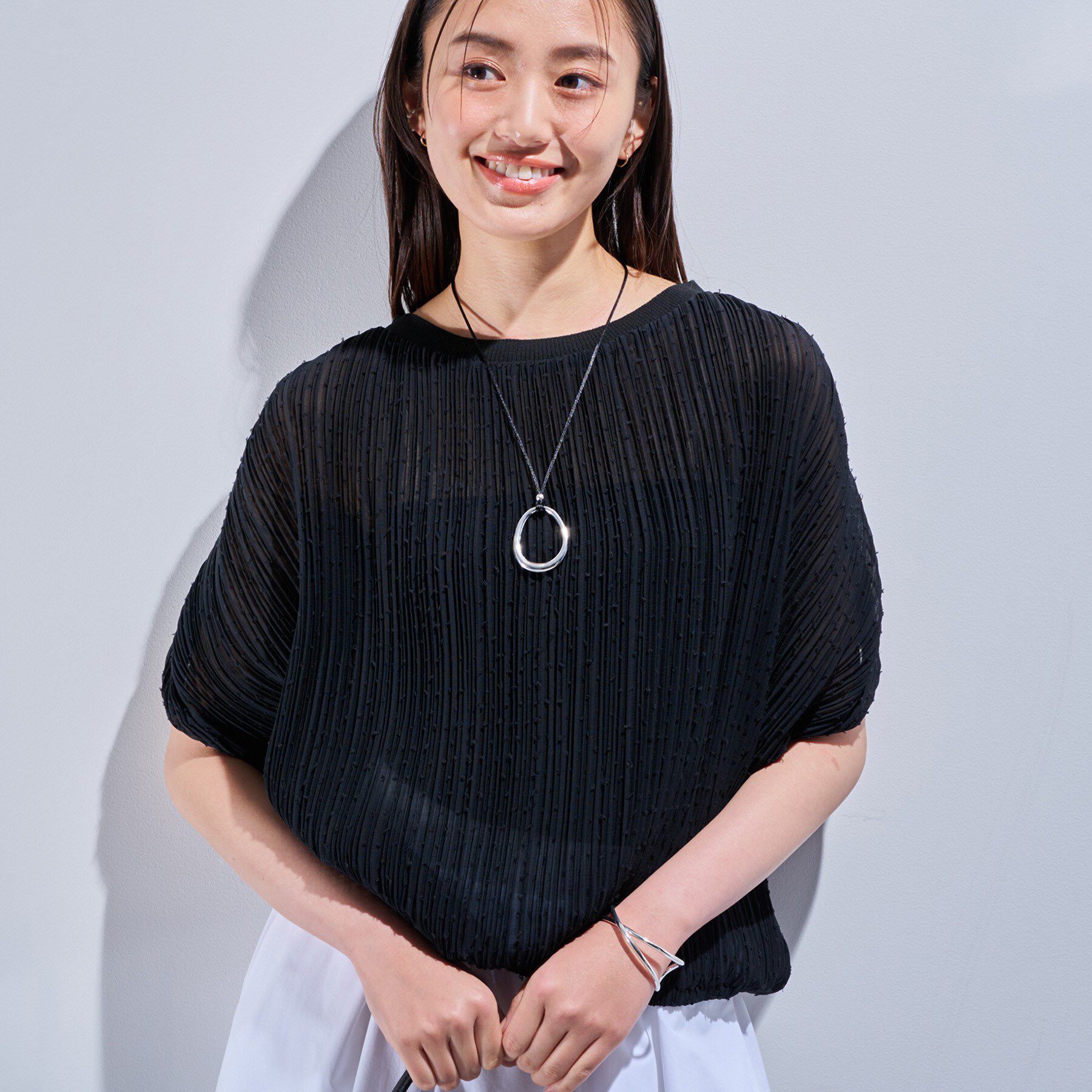 INDIVI「【洗える／ドット柄／凹凸素材】プリーツデザインブラウス」|シャツ・ブラウス|