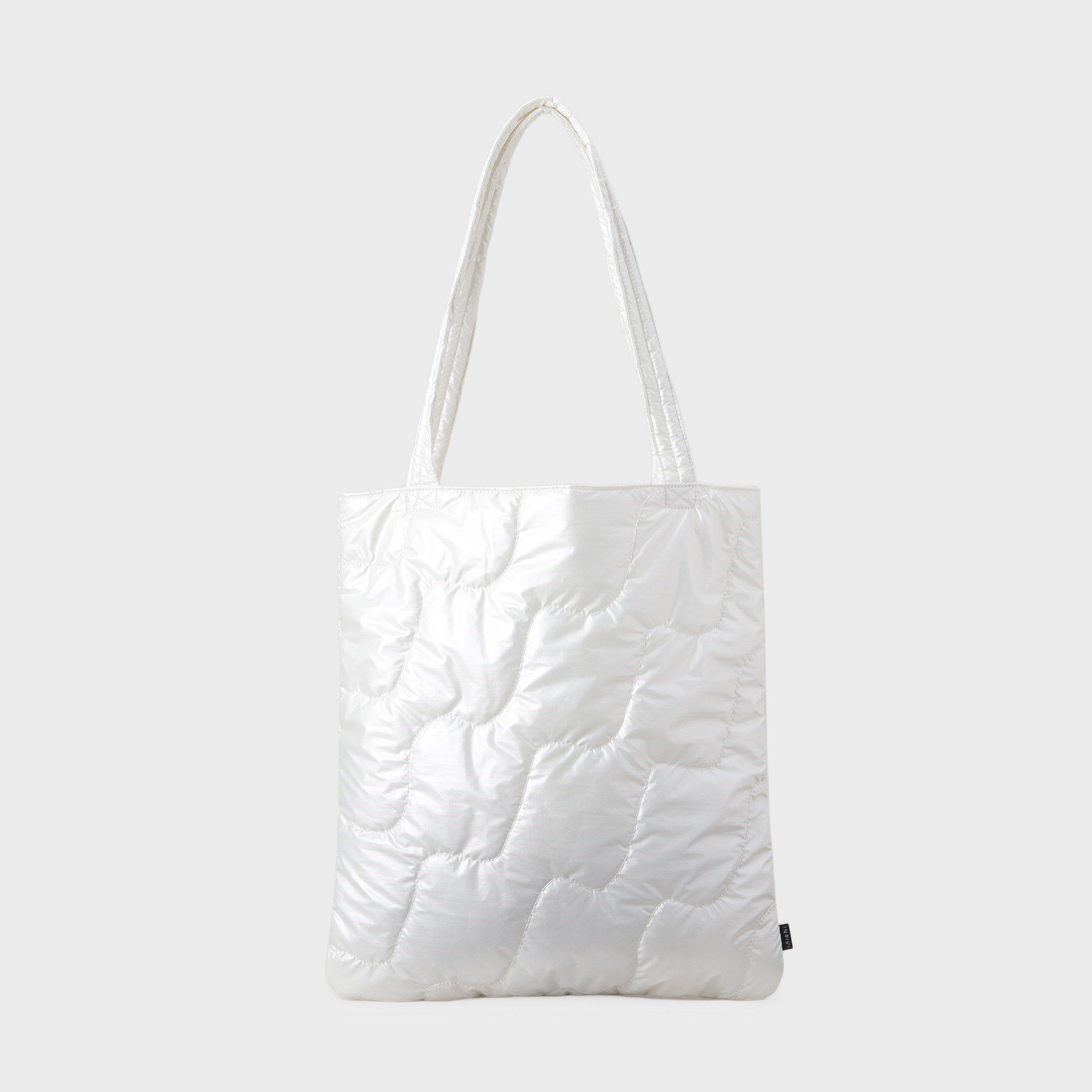 INDIVI「【A4サイズ対応】シャイニーキルトトート」|トートバッグ|