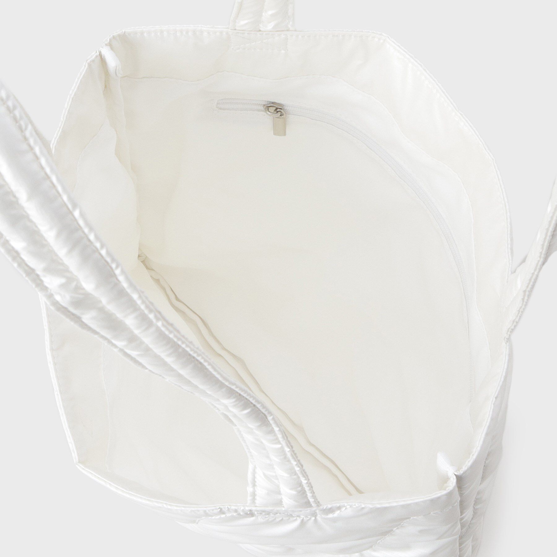 INDIVI「【A4サイズ対応】シャイニーキルトトート」|トートバッグ|