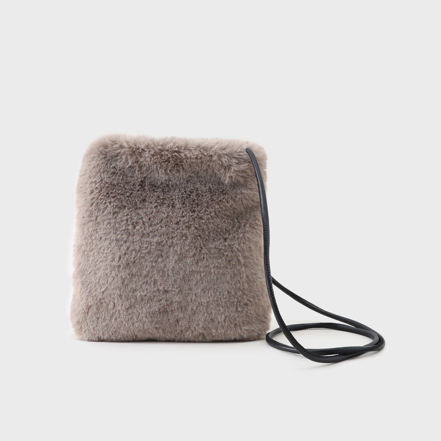 GALLEST「フェイクファーポシェット」|ショルダー・メッセンジャー|
