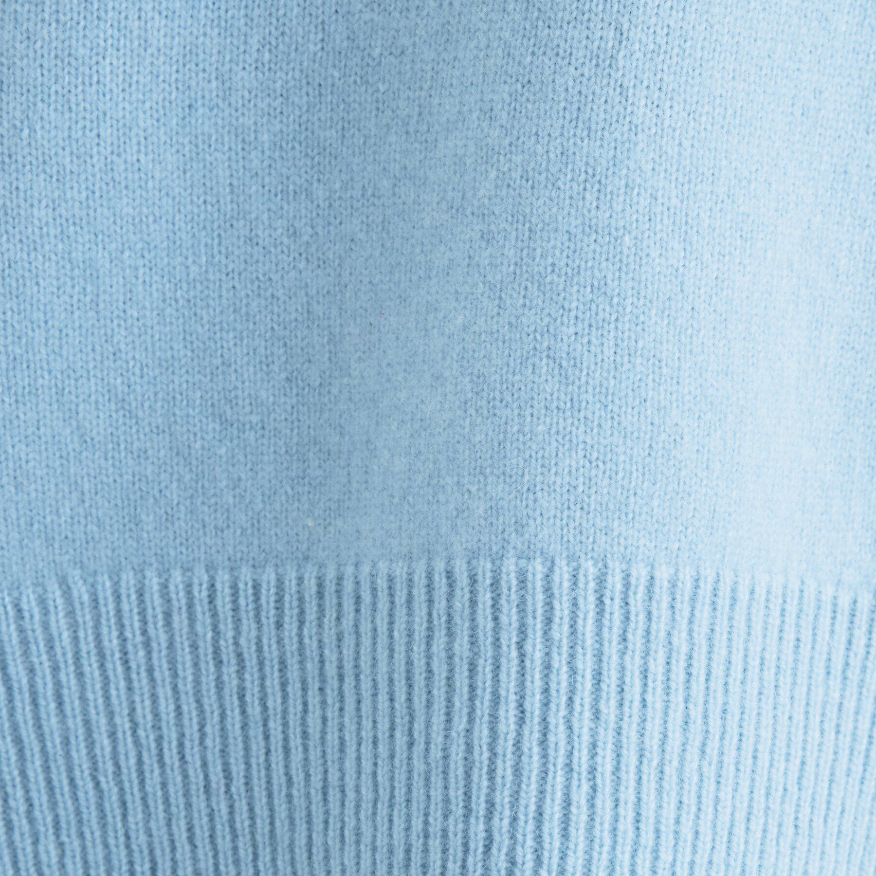 INDIVI「【洗える／カシミヤ混】ミドルゲージVネックニット」|ニット・セーター|