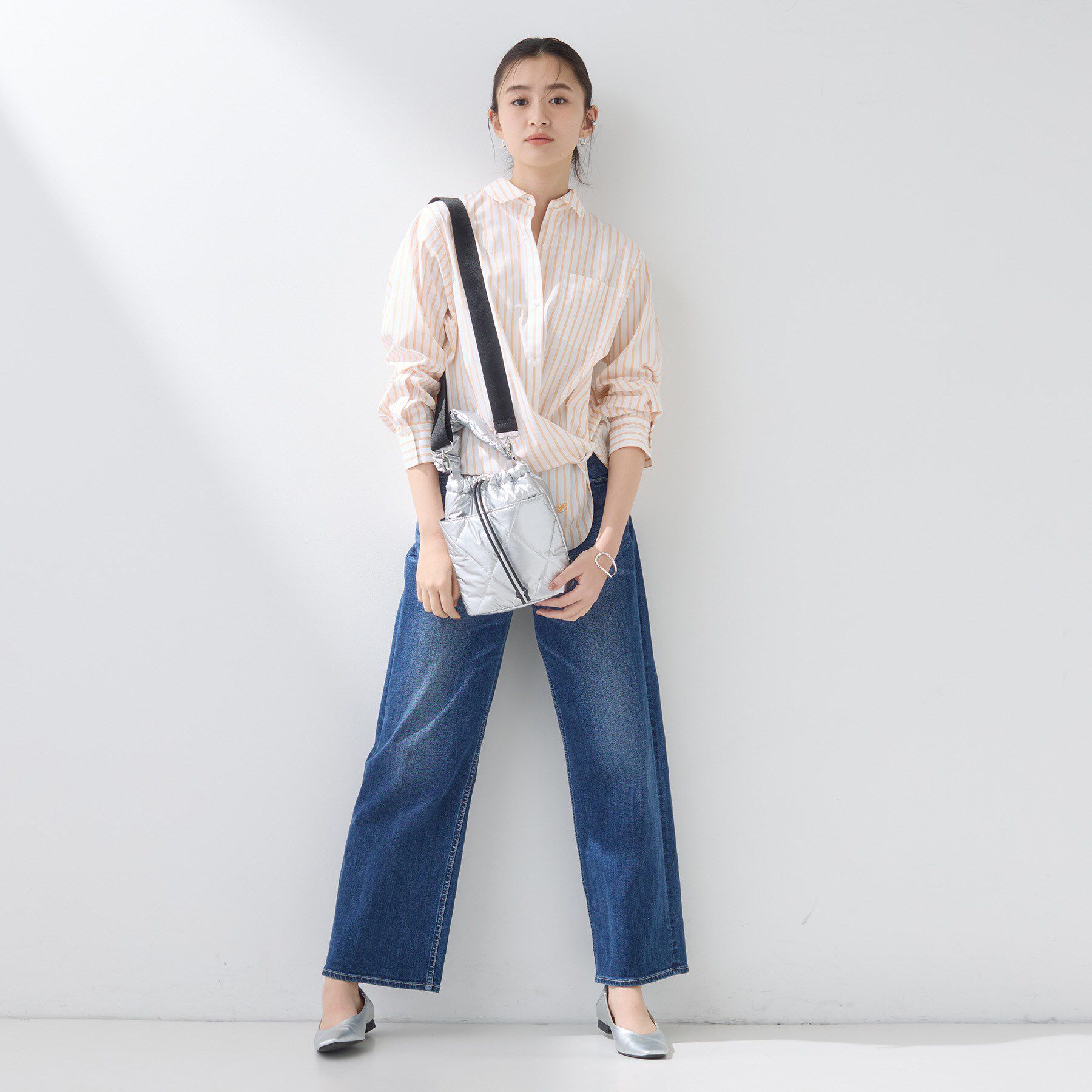 INDIVI「【大人カジュアル／ショルダー付】ふかふか巾着バッグ」|ハンドバッグ|