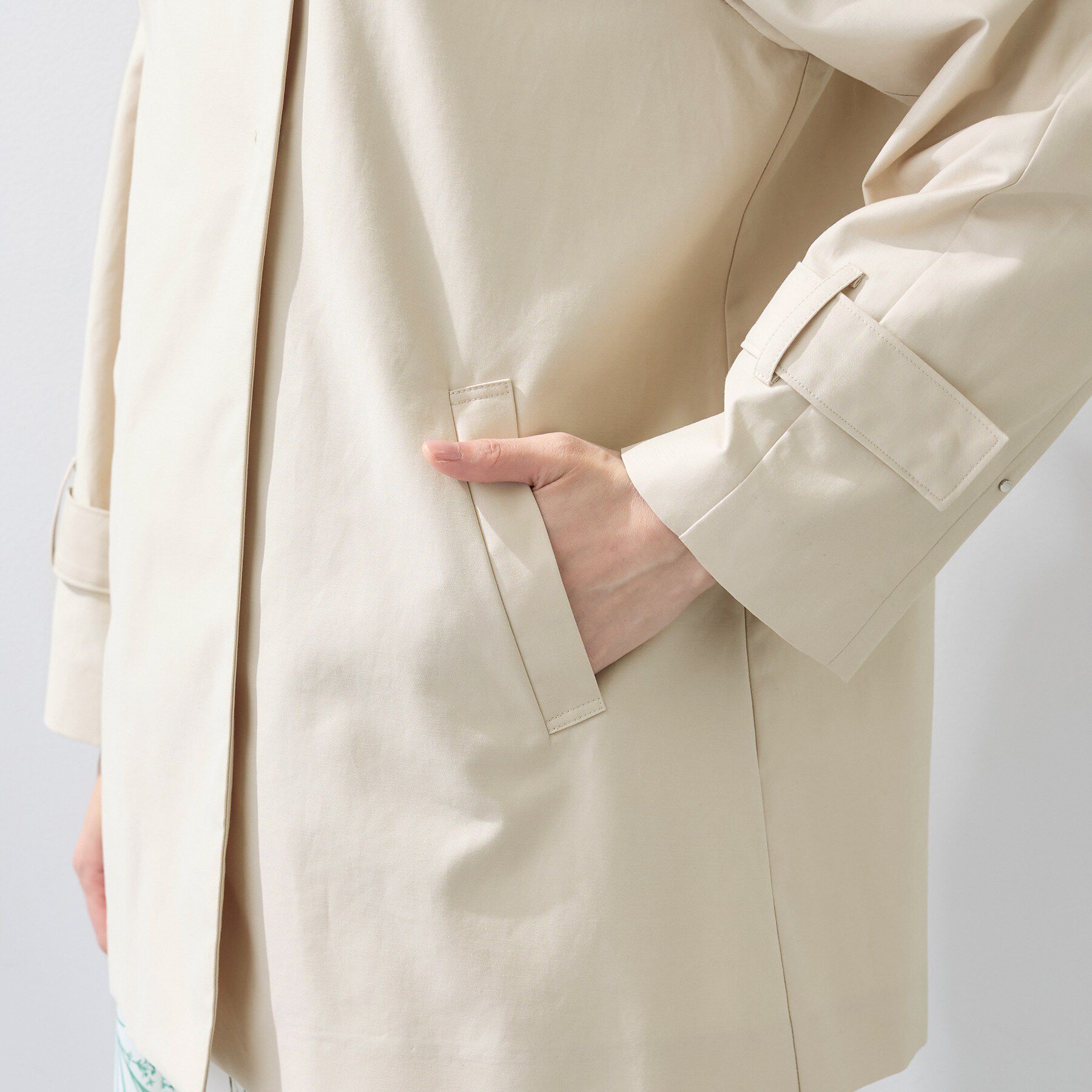 INDIVI「【撥水/軽量】ミドル丈 ミニマルトレンチコート」|トレンチコート|