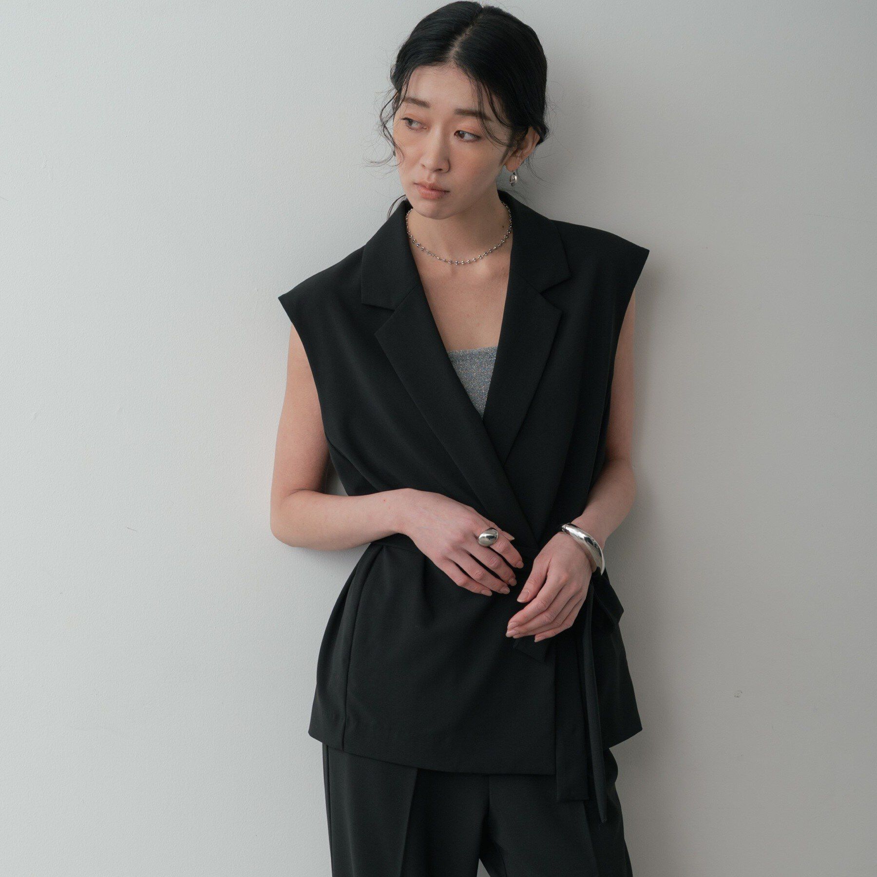 GALLEST「Comfy SET UP｜ベルテッドジレ【セットアップ対応／通勤／カセット服／接触冷感／UVカット】」|ベスト・ジレ|ブラック(019)