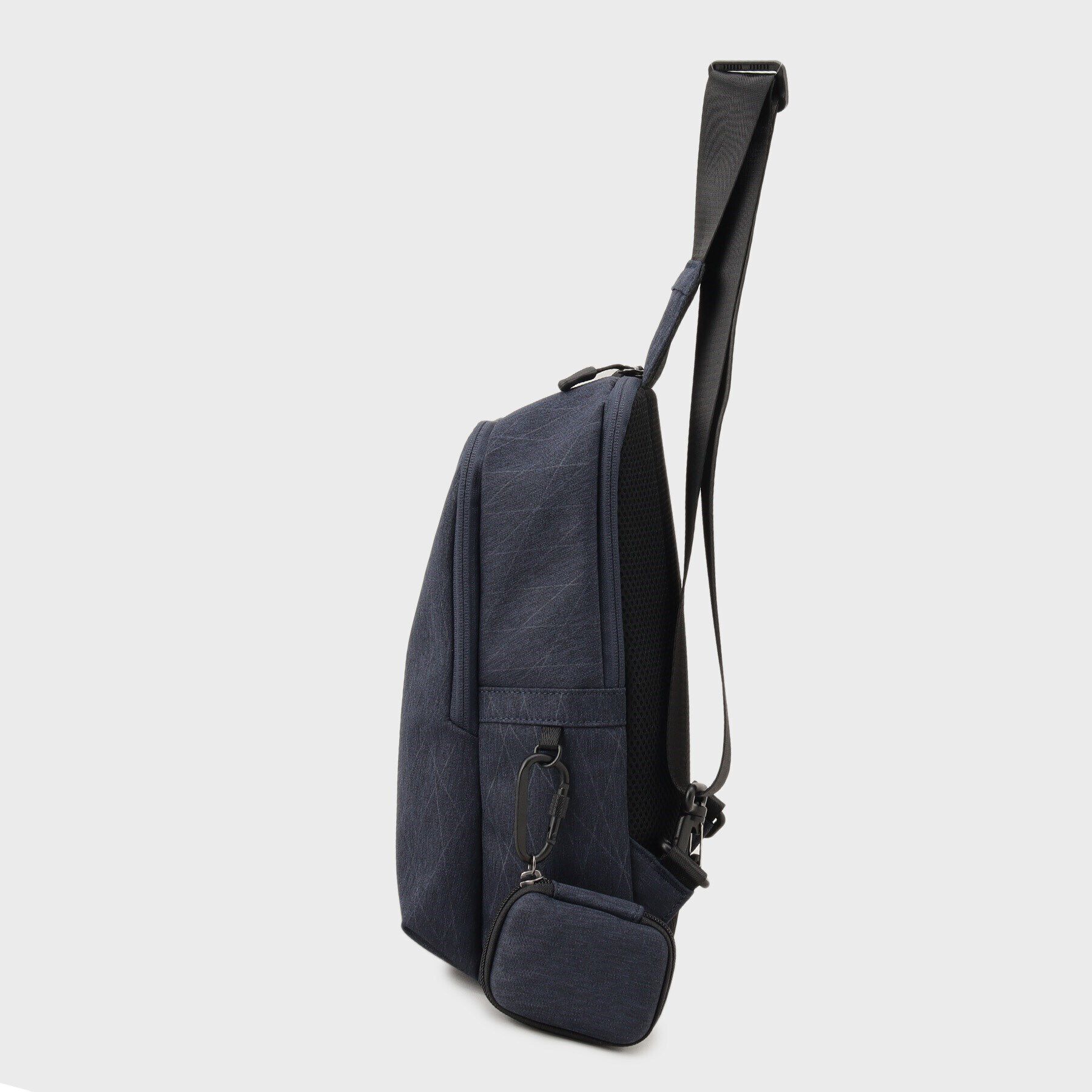 TAKEO KIKUCHI「【多機能・軽量】シャドーライン ボディバッグ」|その他|