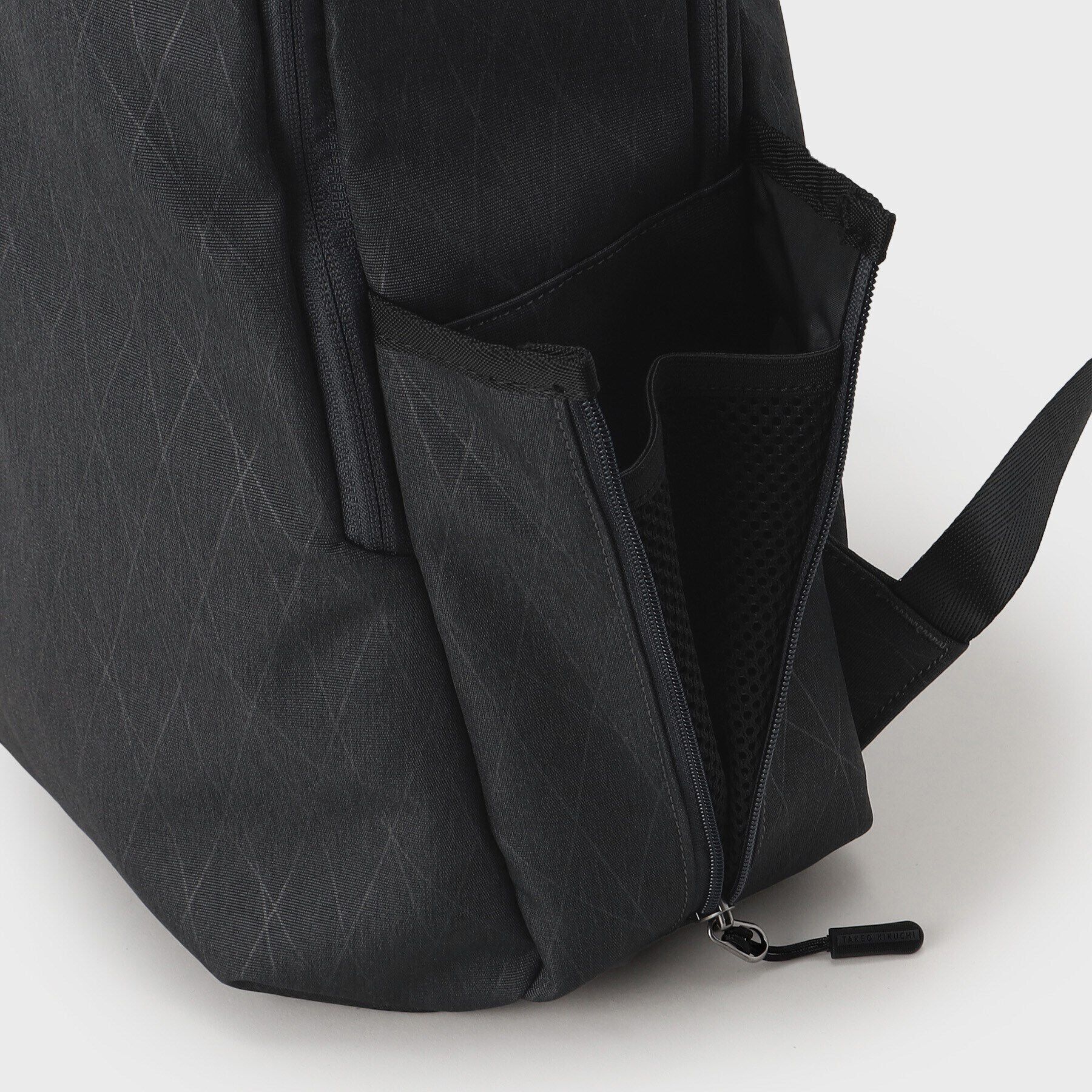 TAKEO KIKUCHI「【多機能・軽量】シャドーライン リュック」|リュック|