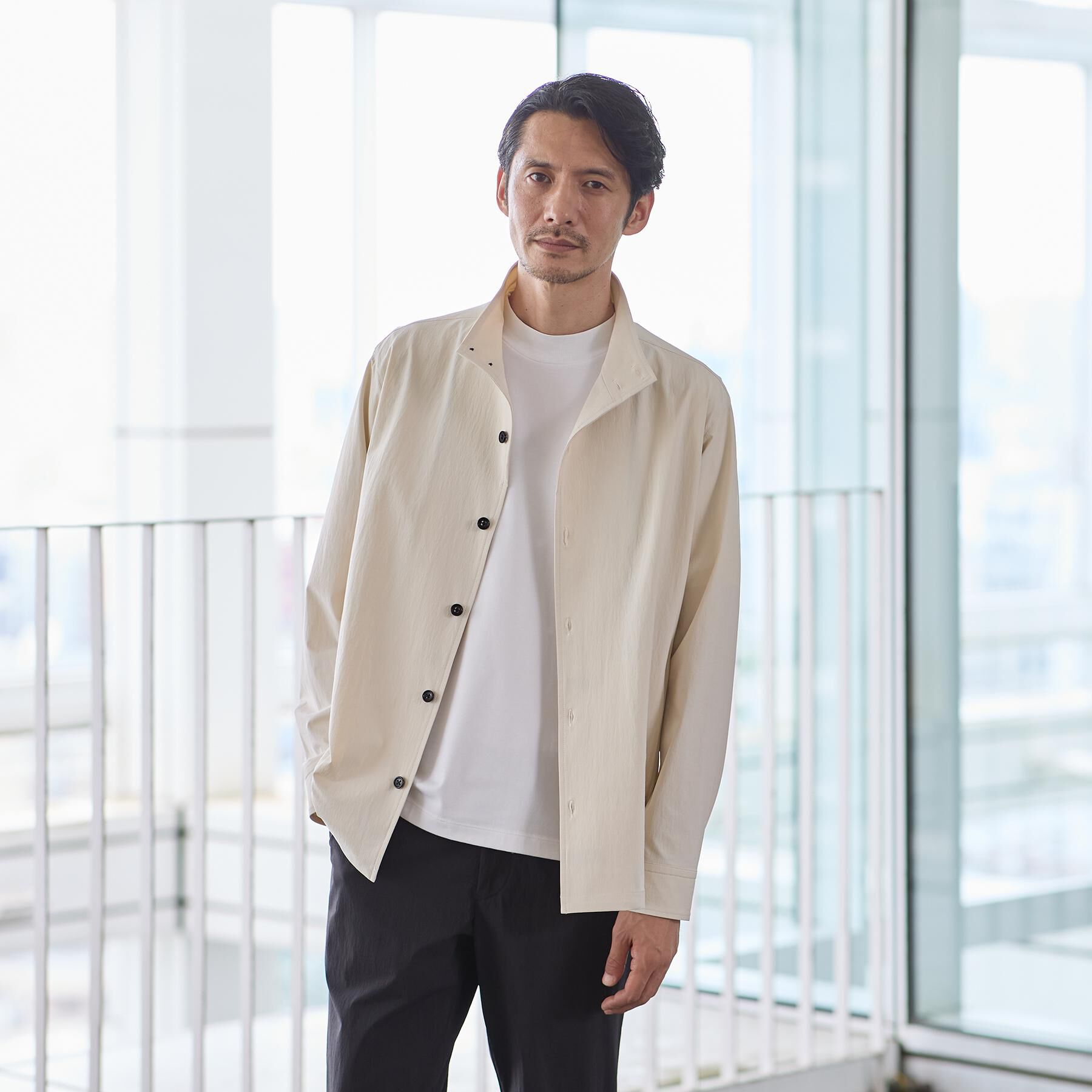 TAKEO KIKUCHI「【3D ナイロン ストレッチ】スタンドカラー シャツブルゾン」|ブルゾン・スタジャン|