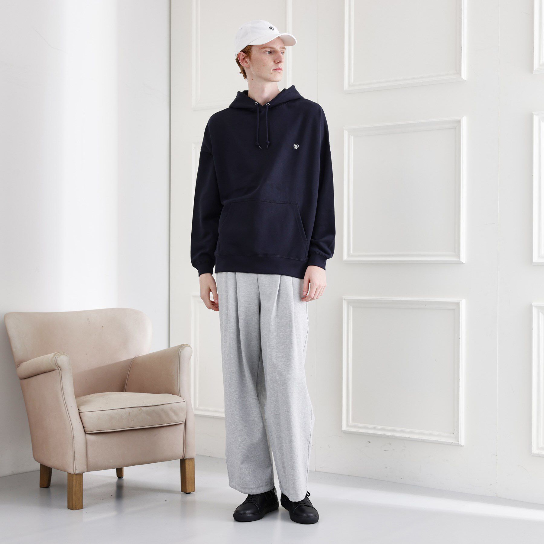 TAKEO KIKUCHI「【LIMITED】ワンポイント刺繍スウェットパーカー」|パーカー|