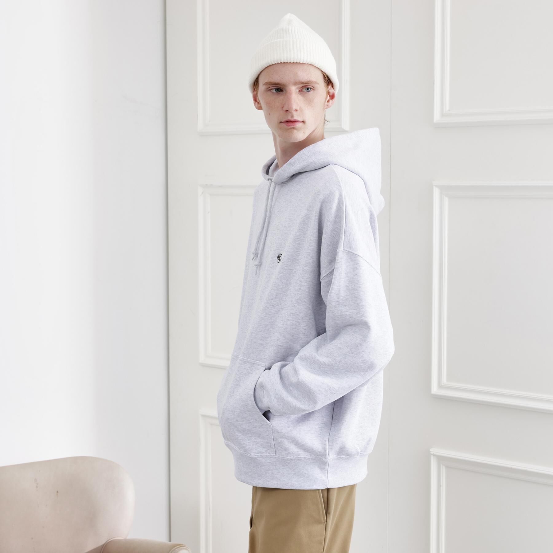 TAKEO KIKUCHI「【LIMITED】ワンポイント刺繍スウェットパーカー」|パーカー|