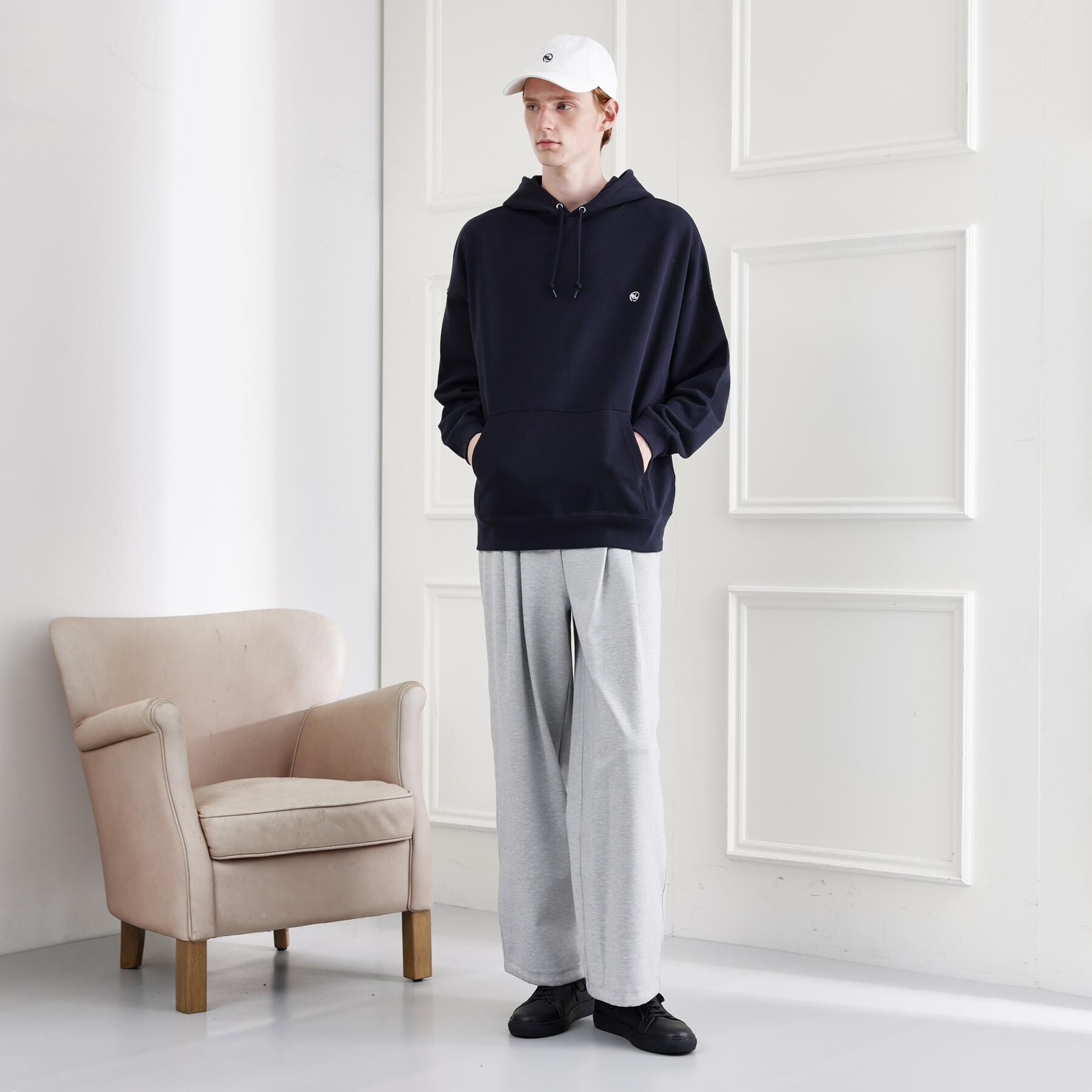 TAKEO KIKUCHI「【LIMITED】ワンポイント刺繍スウェットパーカー」|パーカー|