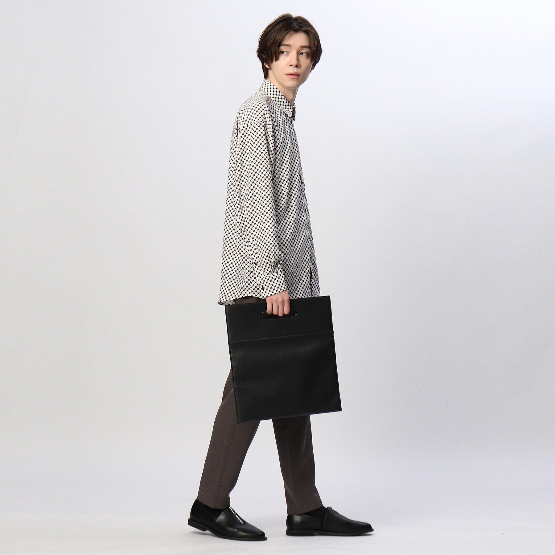 tk.TAKEO KIKUCHI「【WEB限定】レザー調クラッチバッグ」|クラッチバッグ|