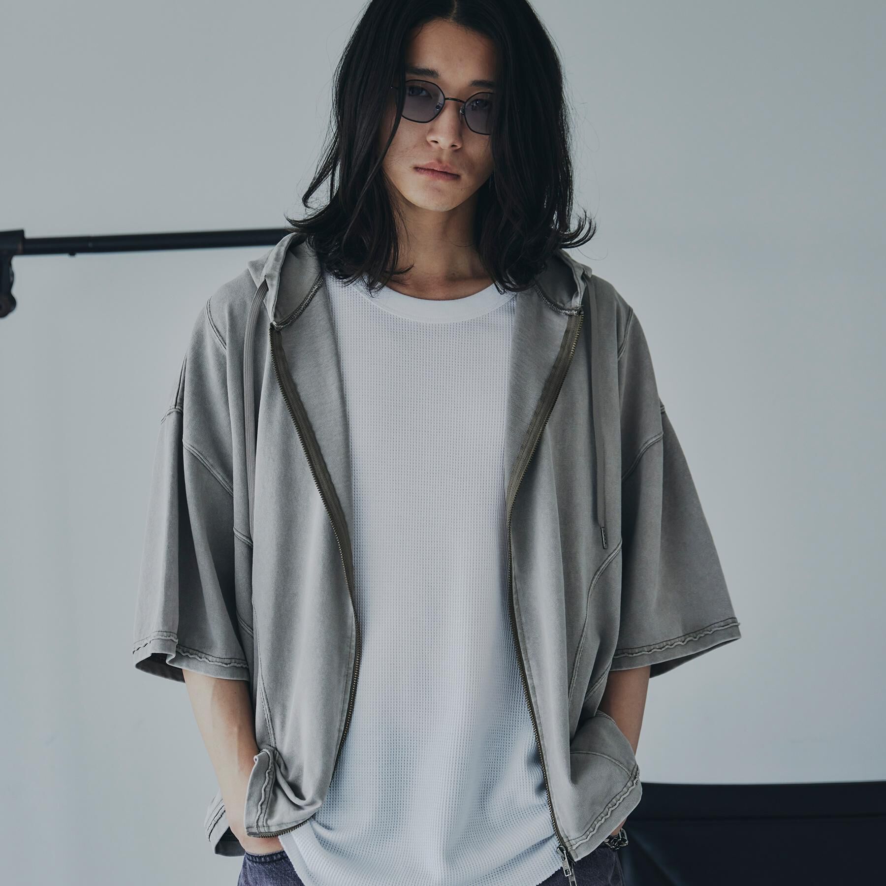 tk.TAKEO KIKUCHI「ヴィンテージライククロップドパーカ」|パーカー|オリーブグリーン(0