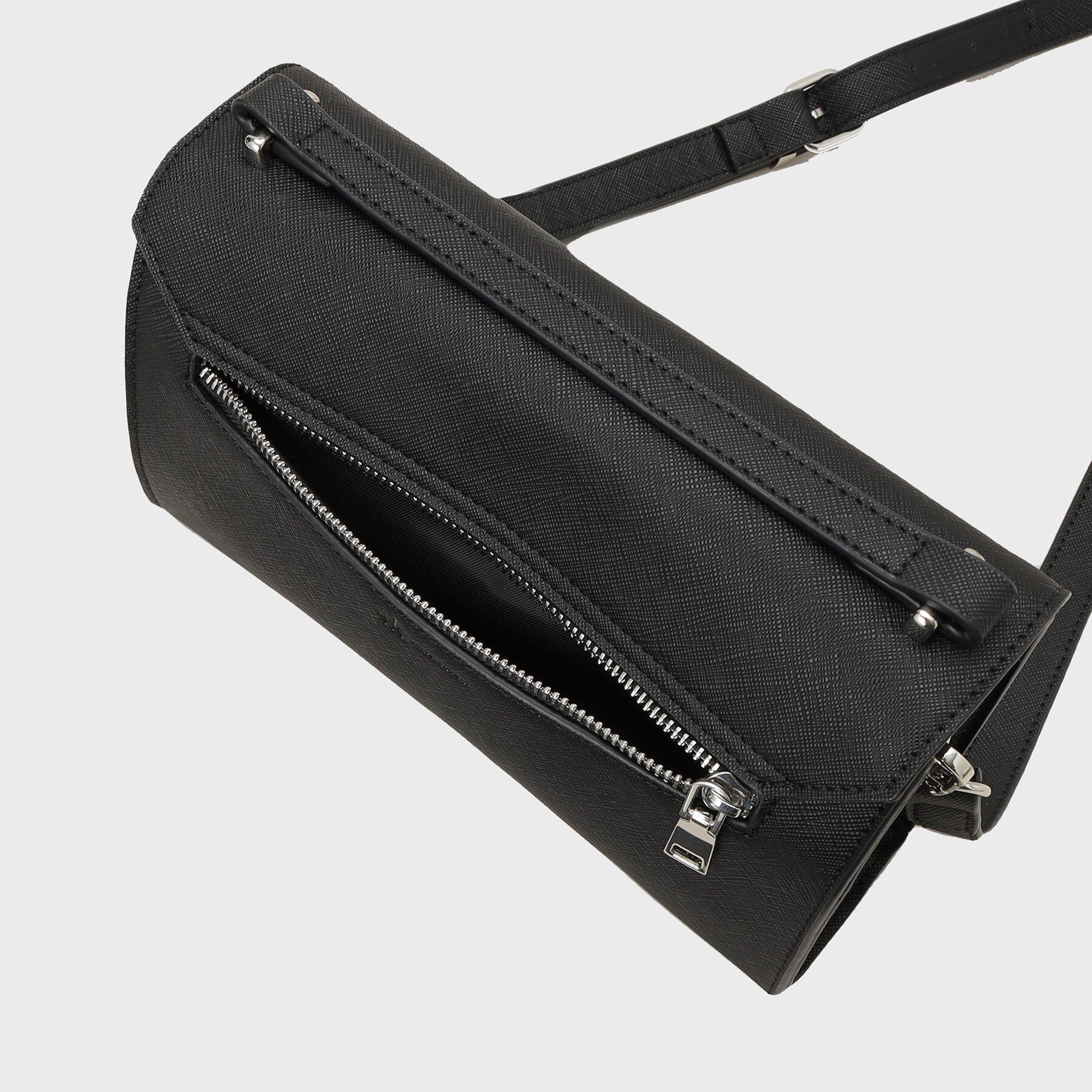tk.TAKEO KIKUCHI「ハンドルフラップショルダー」|ショルダー・メッセンジャー|