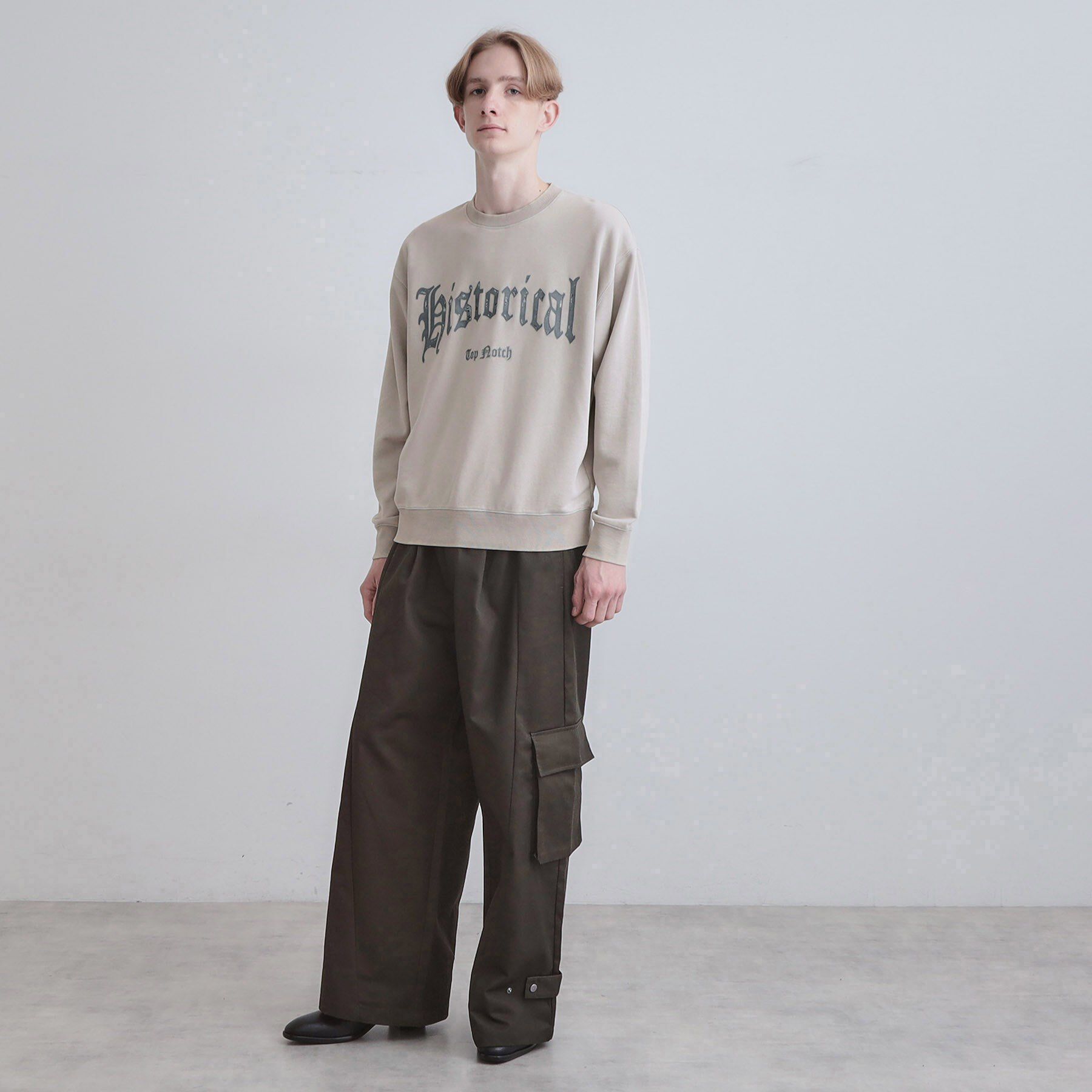 tk.TAKEO KIKUCHI「カレッジフロッキープリントスウェット」|パーカー|