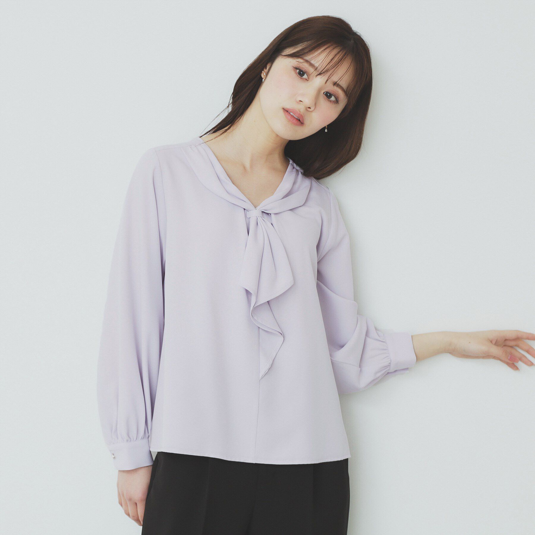 index「ストレッチラッフルボウタイブラウス【洗濯機洗い可/防シワ】」|シャツ・ブラウス|