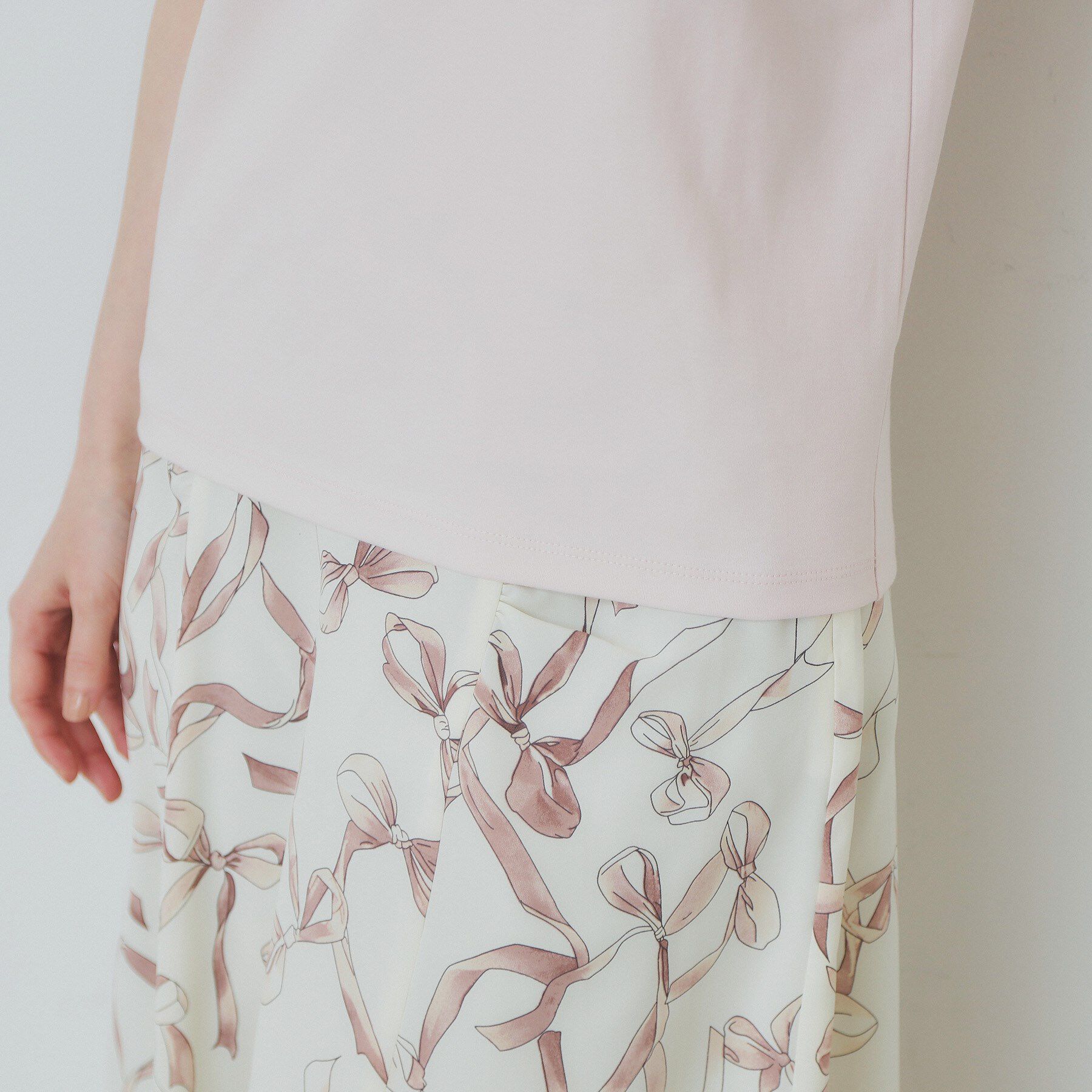 index「ワンポイントロゴ刺繍Tシャツ【UV/接触冷感/洗濯機洗い可】」|Tシャツ・カットソー|