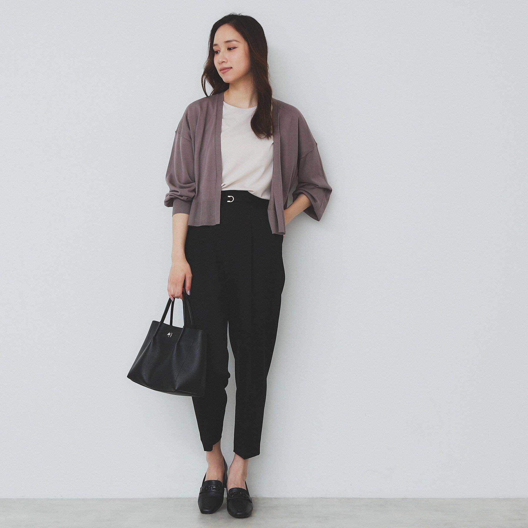 index「《6色展開》リラクシーショートカーディガン【洗濯機洗い可/接触冷感/抗ピル】」|カーディガン|