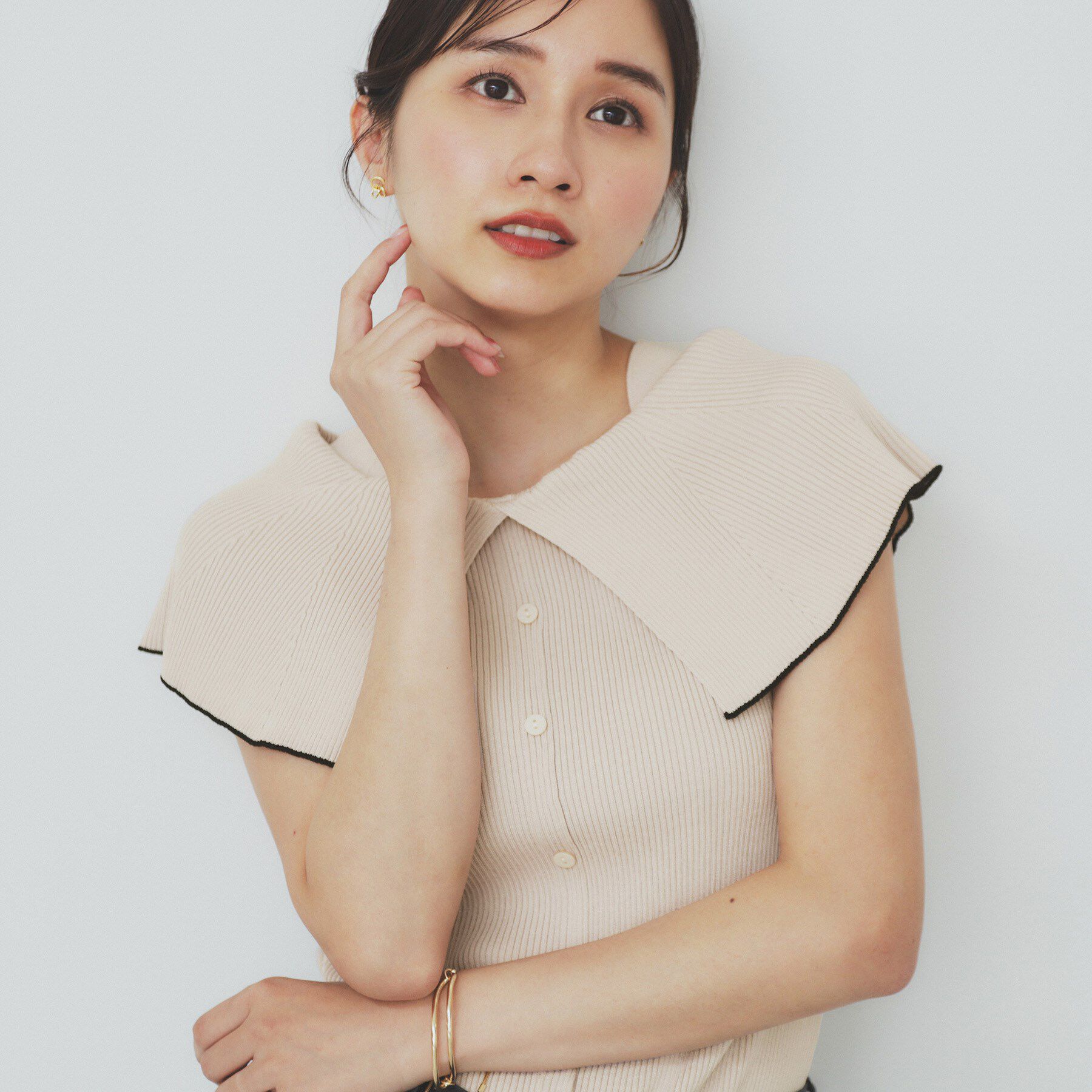 index「前後2wayオフショルビッグカラーニット【洗濯機洗い可/抗ピル】」|ニット・セーター|グレージュ(550)