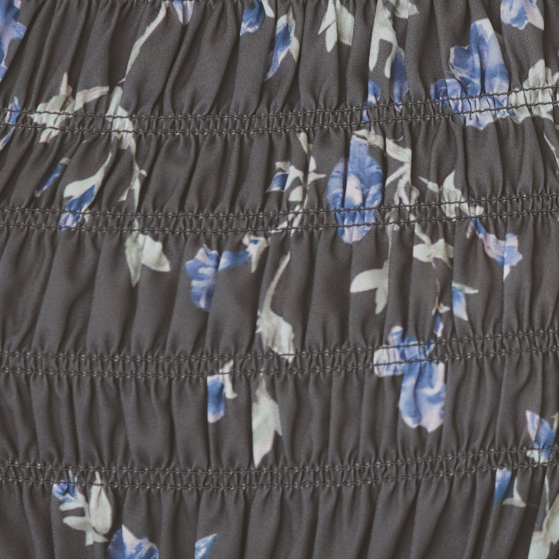 index「フラワーシャーリングペプラムブラウス【洗濯機洗い可】」|シャツ・ブラウス|