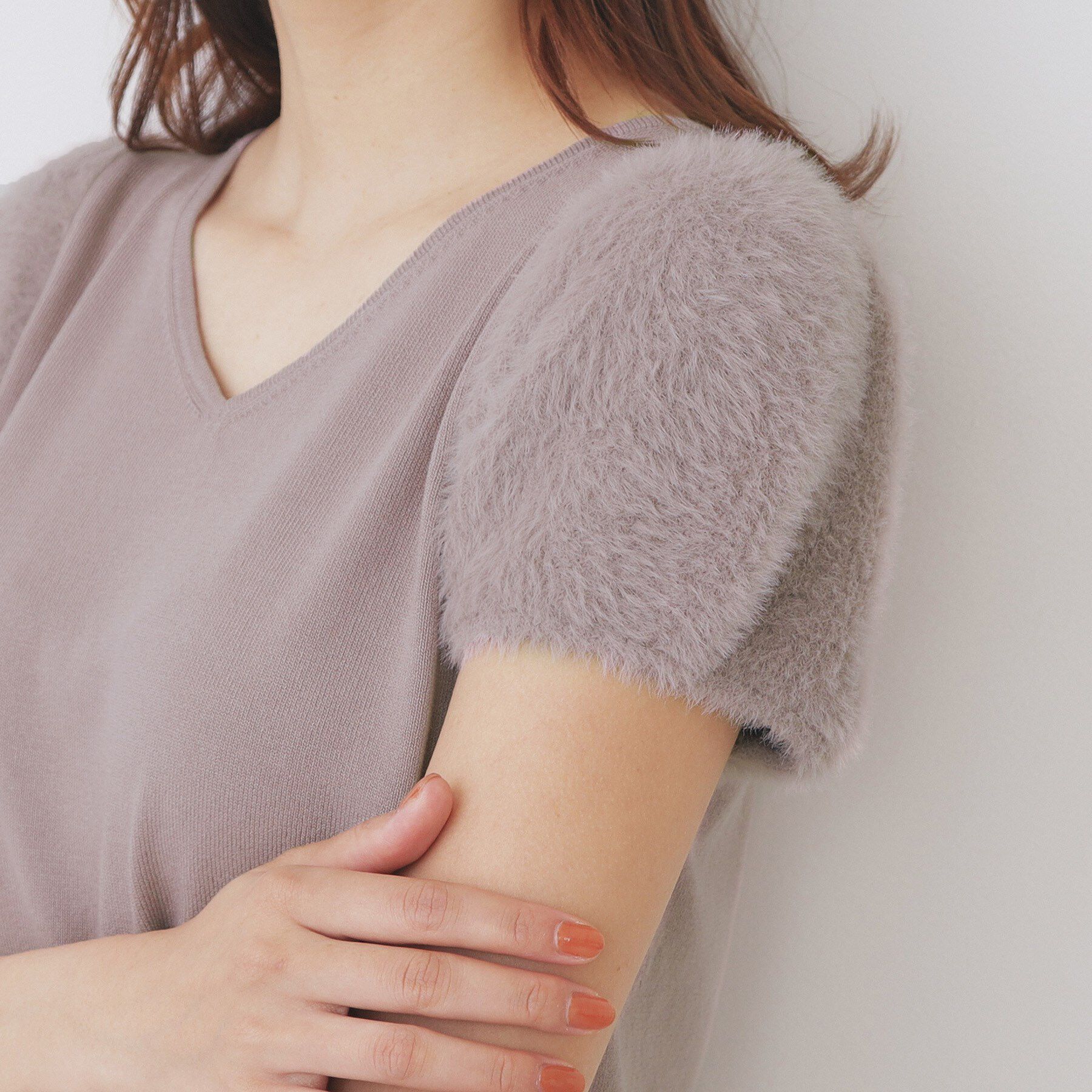 index「《6色展開》フェザーパフスリーブVネックニット【洗濯機洗い可】」|ニット・セーター|
