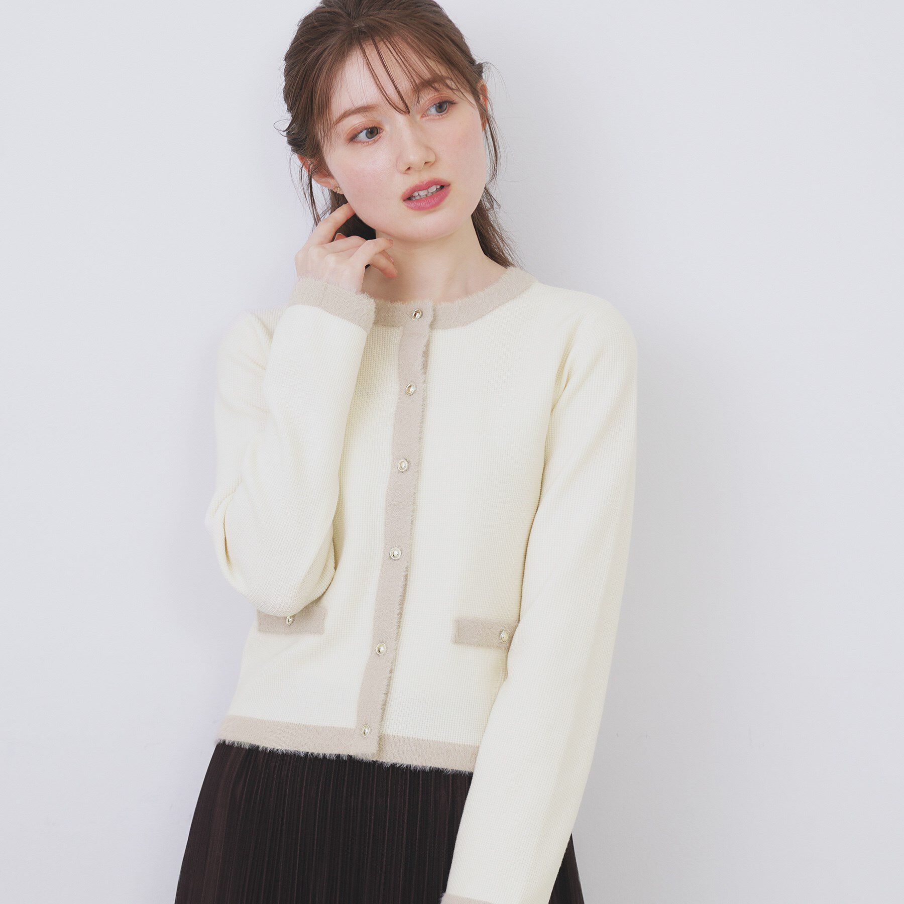 index「フェザーバイカラークルーネックカーディガン【洗濯機OK】」|カーディガン|